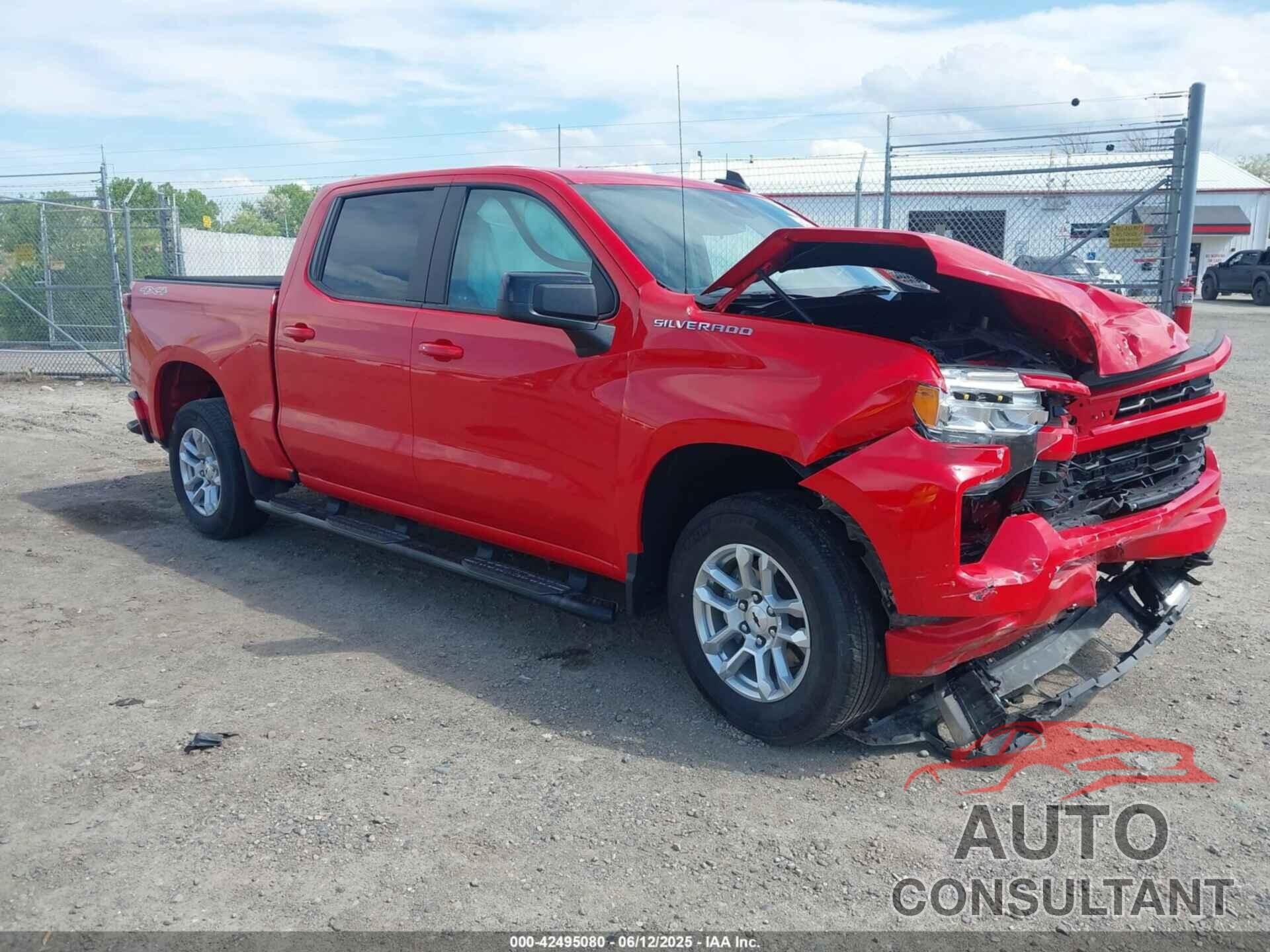 CHEVROLET SILVERADO 1500 2023 - 1GCUDEED5PZ236616
