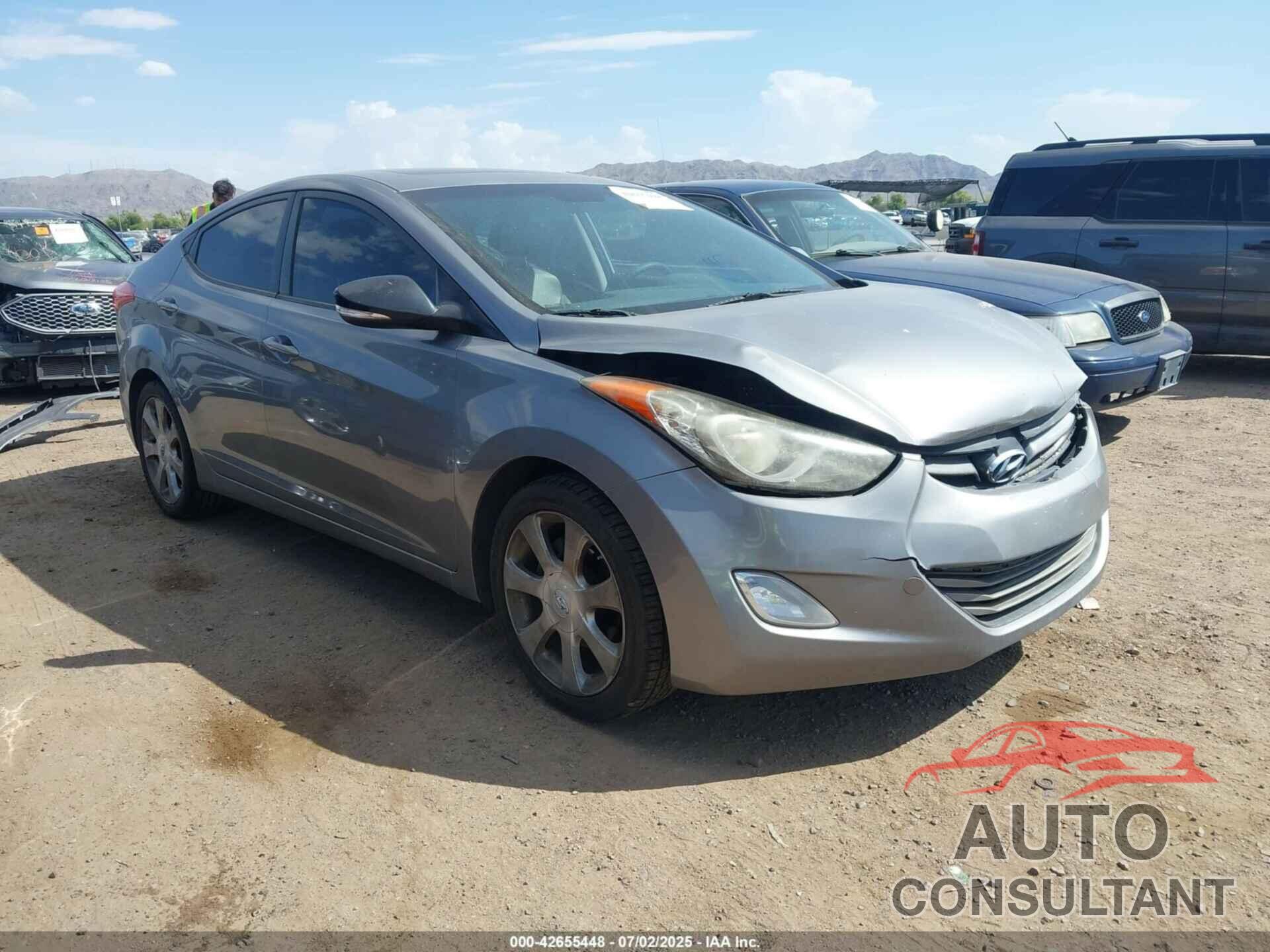 HYUNDAI ELANTRA 2011 - KMHDH4AE8BU120809