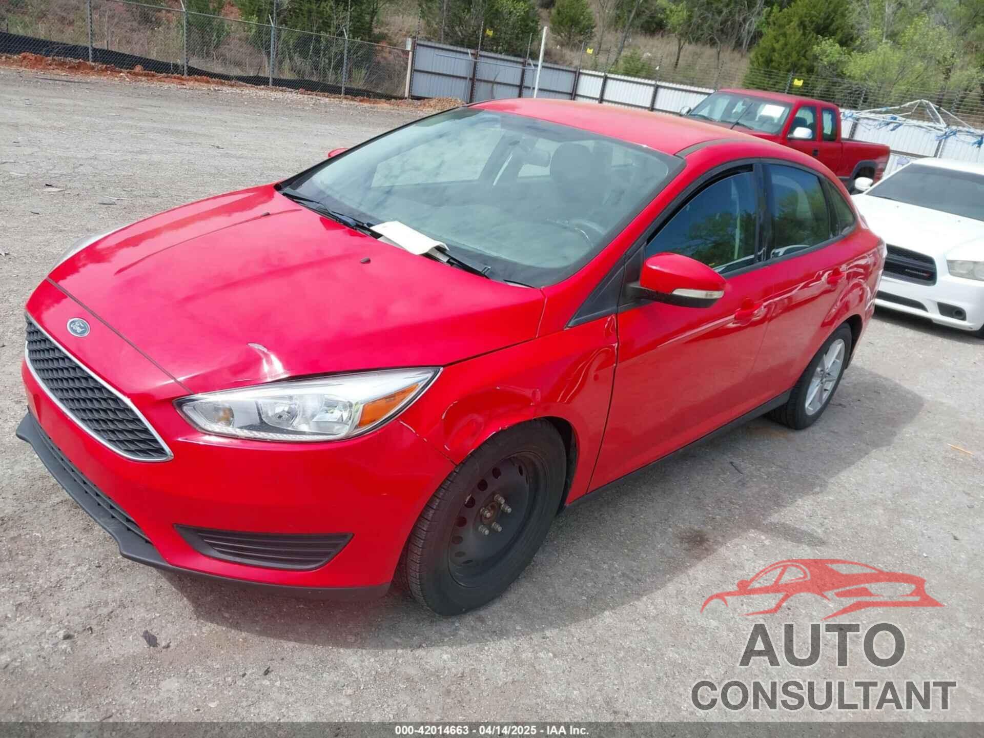 FORD FOCUS 2015 - 1FADP3F2XFL351132
