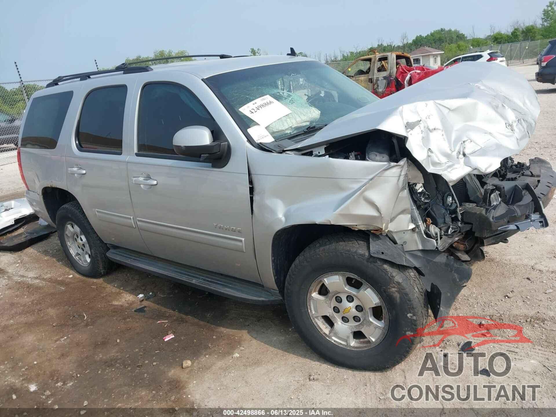 CHEVROLET TAHOE 2011 - 1GNSKAE06BR252634