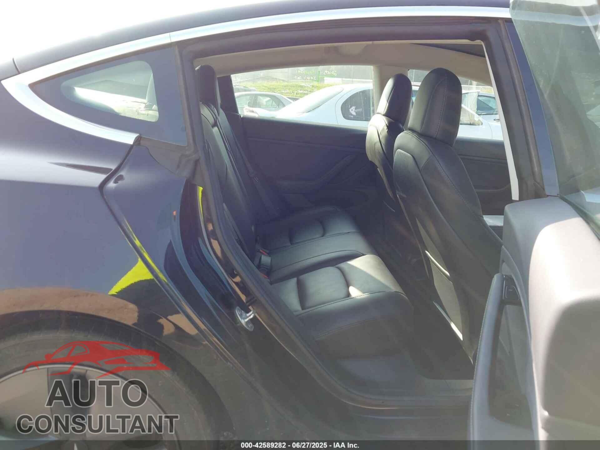 TESLA MODEL 3 2019 - 5YJ3E1EA5KF484399