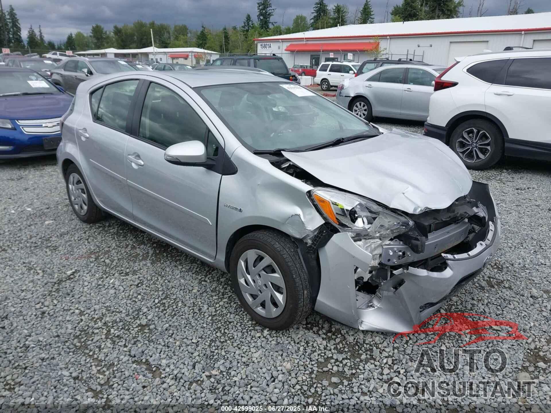 TOYOTA PRIUS C 2015 - JTDKDTB37F1098842