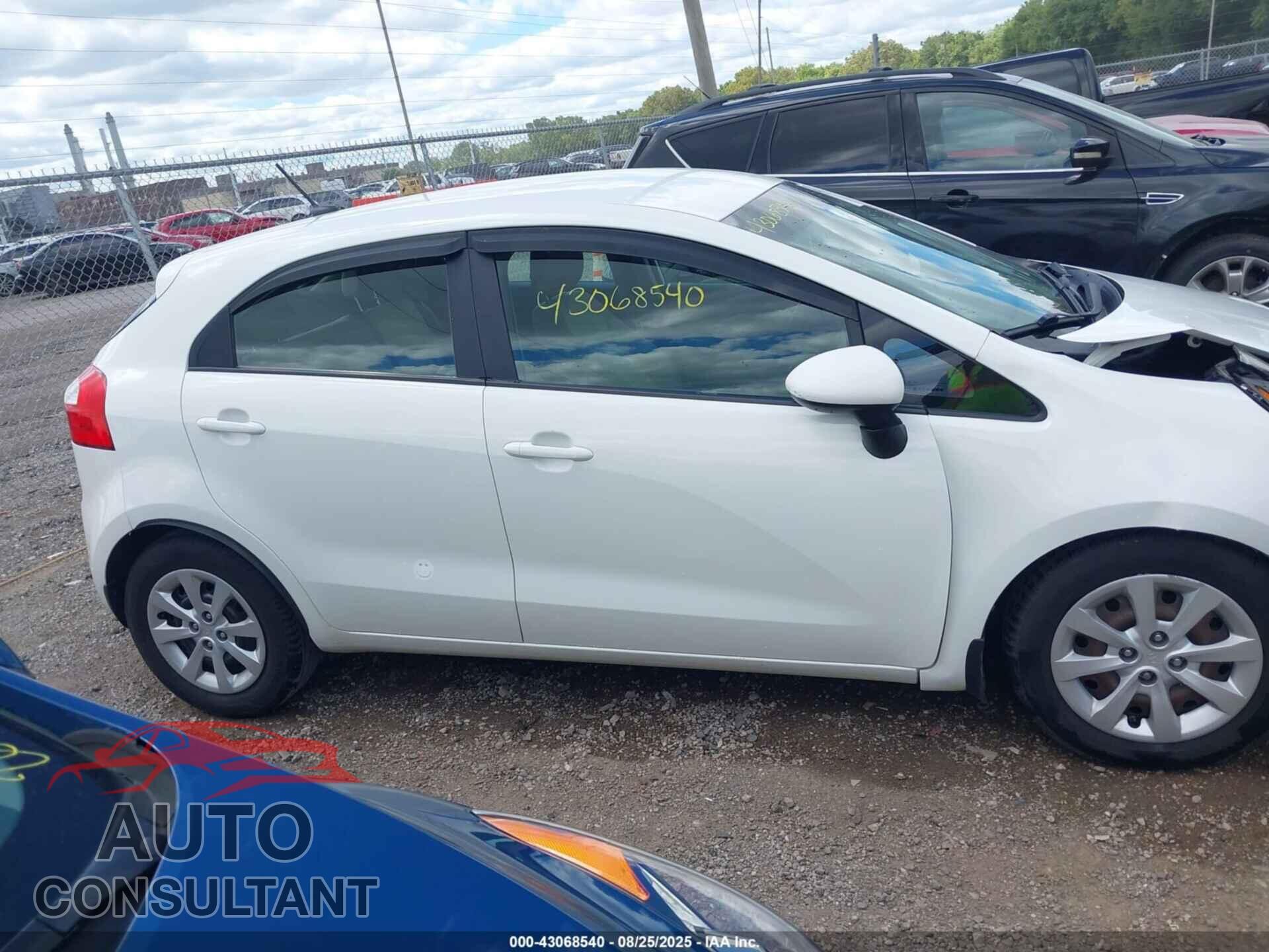 KIA RIO 2013 - KNADN5A35D6203765