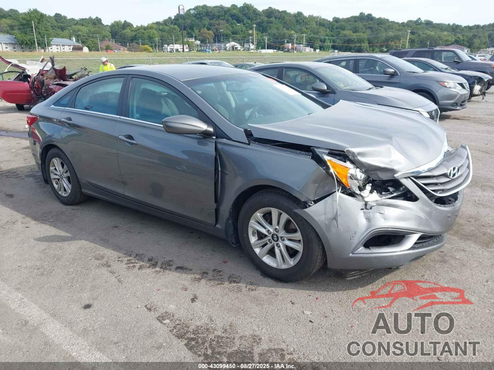 HYUNDAI SONATA 2013 - 5NPEB4AC4DH784269