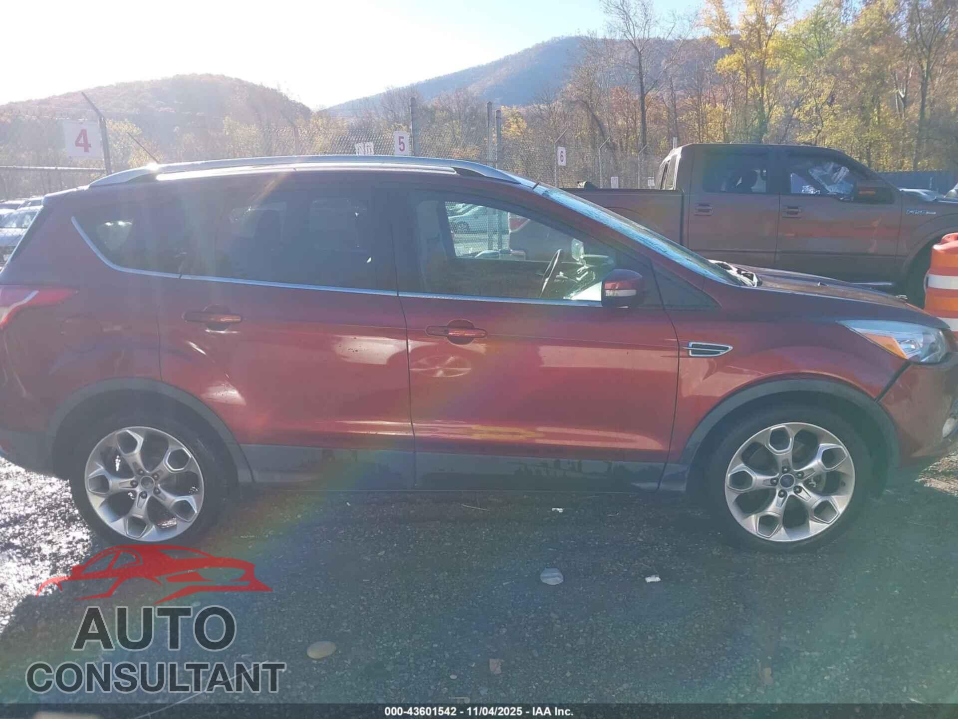 FORD ESCAPE 2014 - 1FMCU9JX8EUB93804