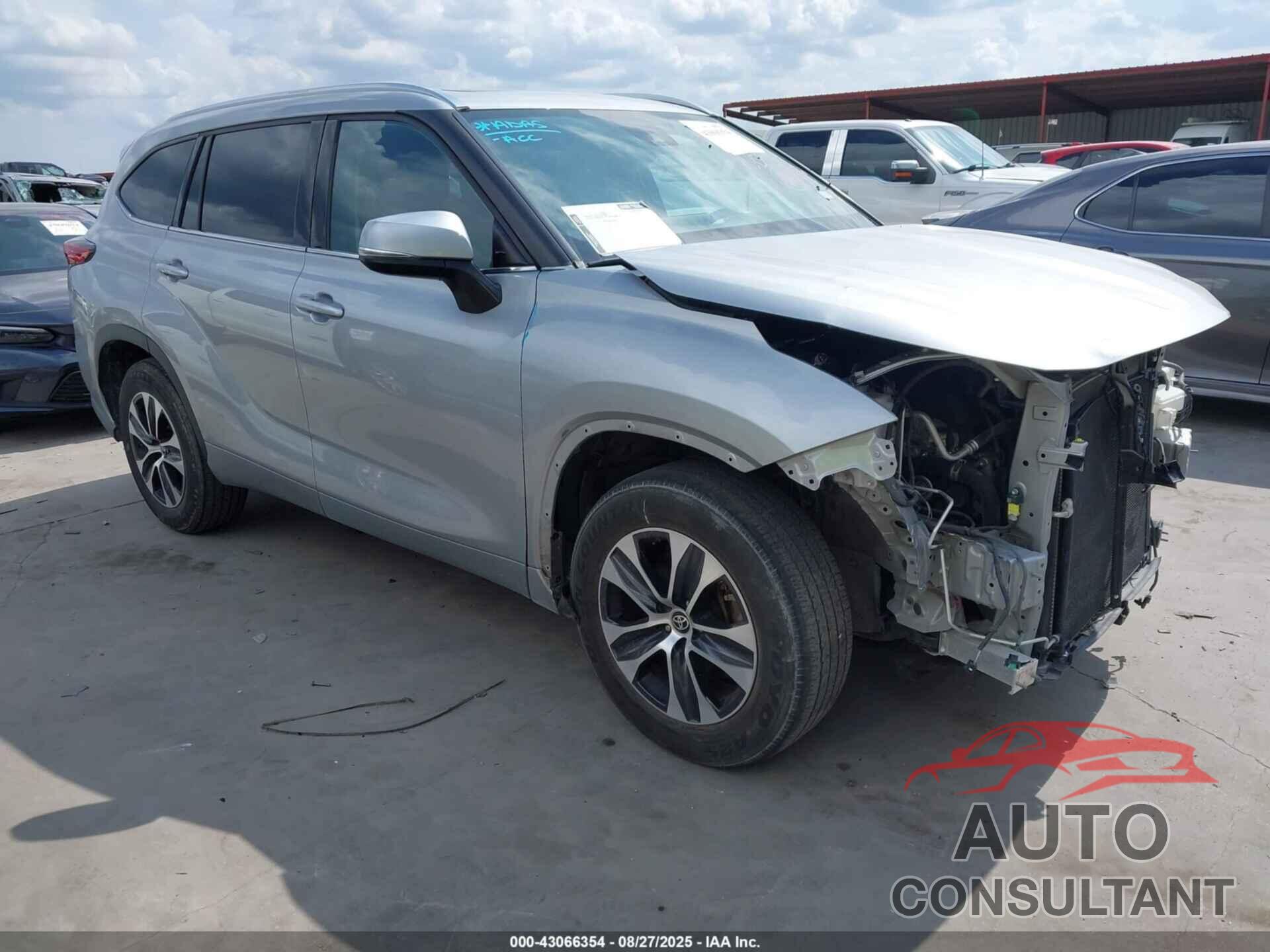 TOYOTA HIGHLANDER 2021 - 5TDGZRAH9MS040657