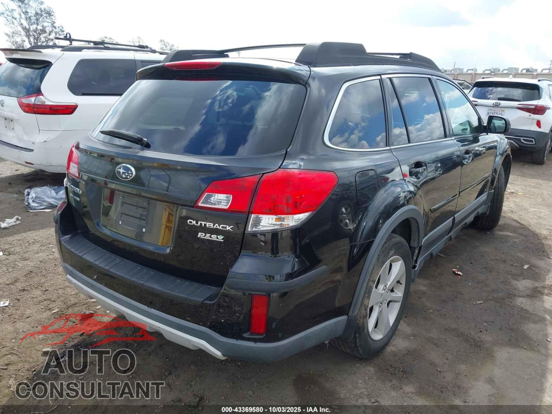 SUBARU OUTBACK 2013 - 4S4BRBCC2D1239772