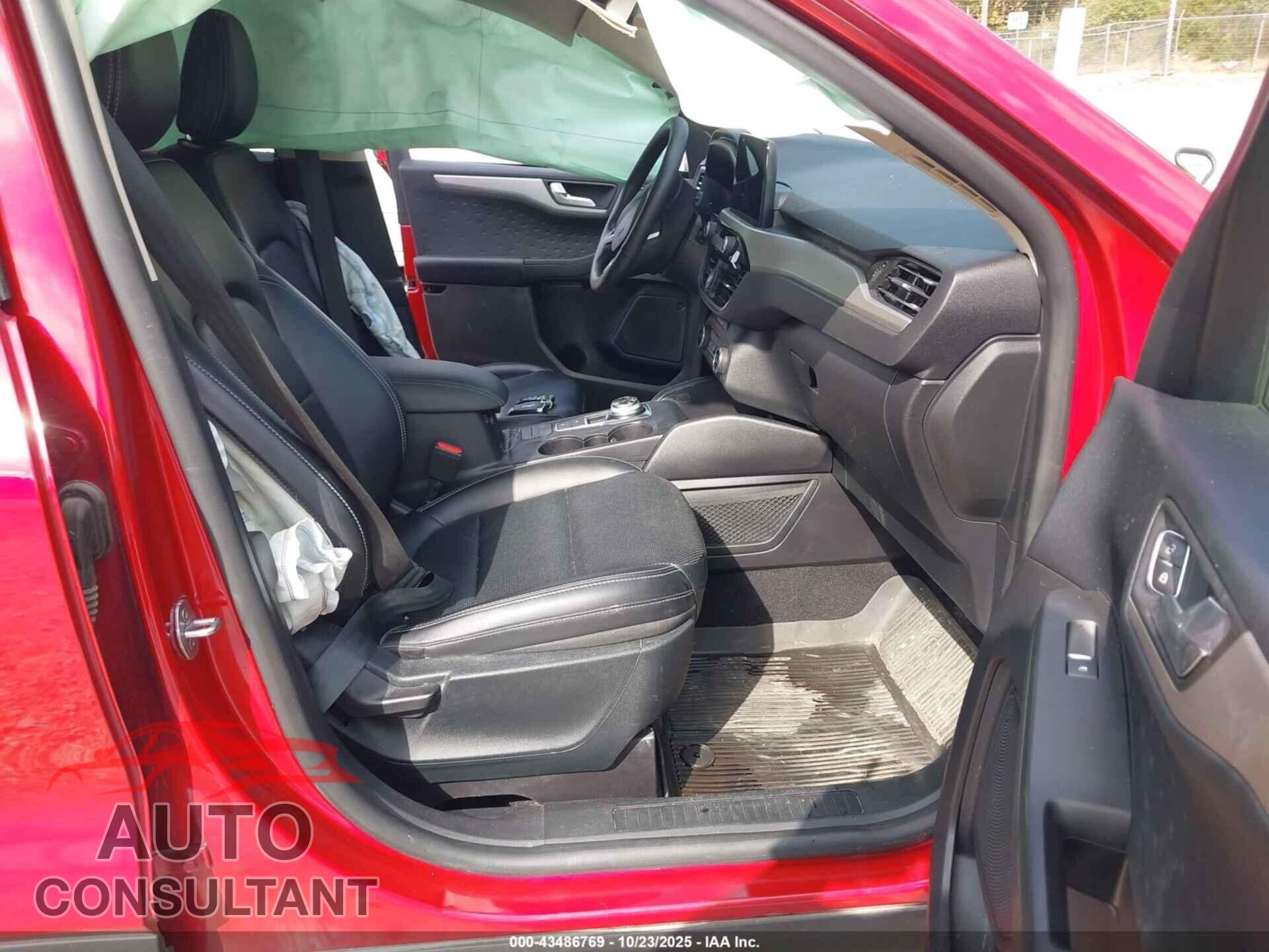 FORD ESCAPE 2020 - 1FMCU9H64LUA99137