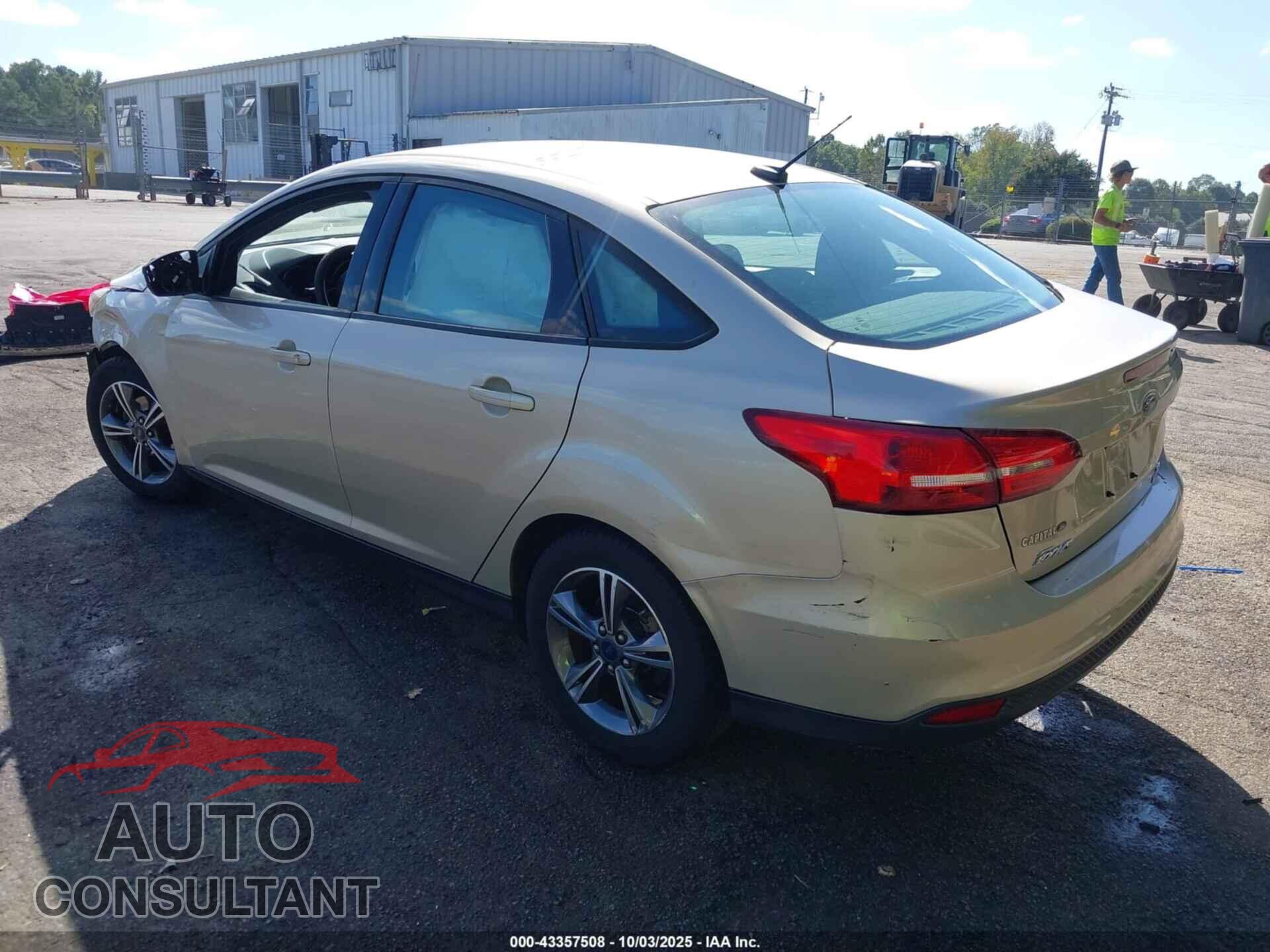 FORD FOCUS 2018 - 1FADP3FEXJL210077