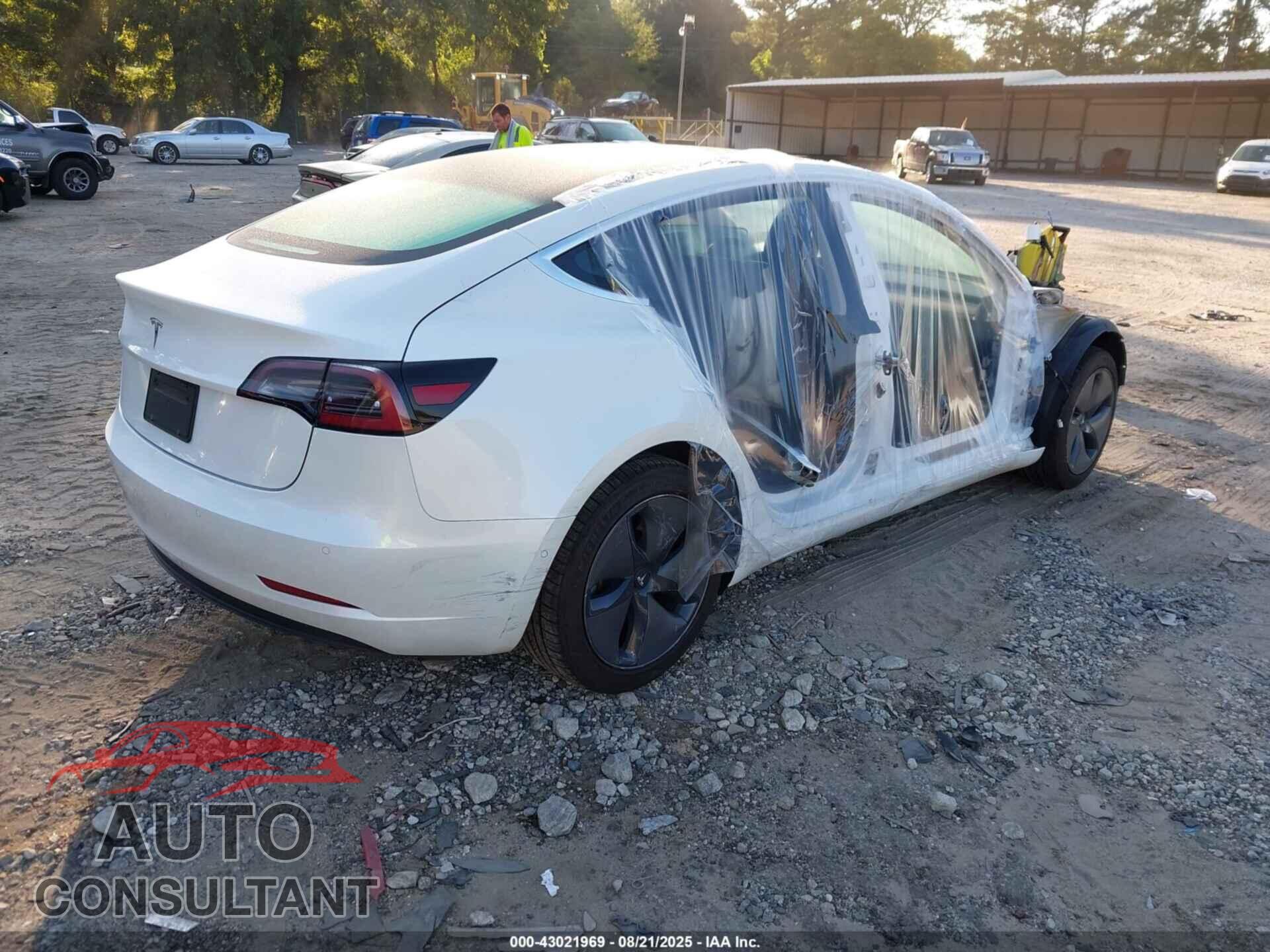 TESLA MODEL 3 2020 - 5YJ3E1EA0LF597775