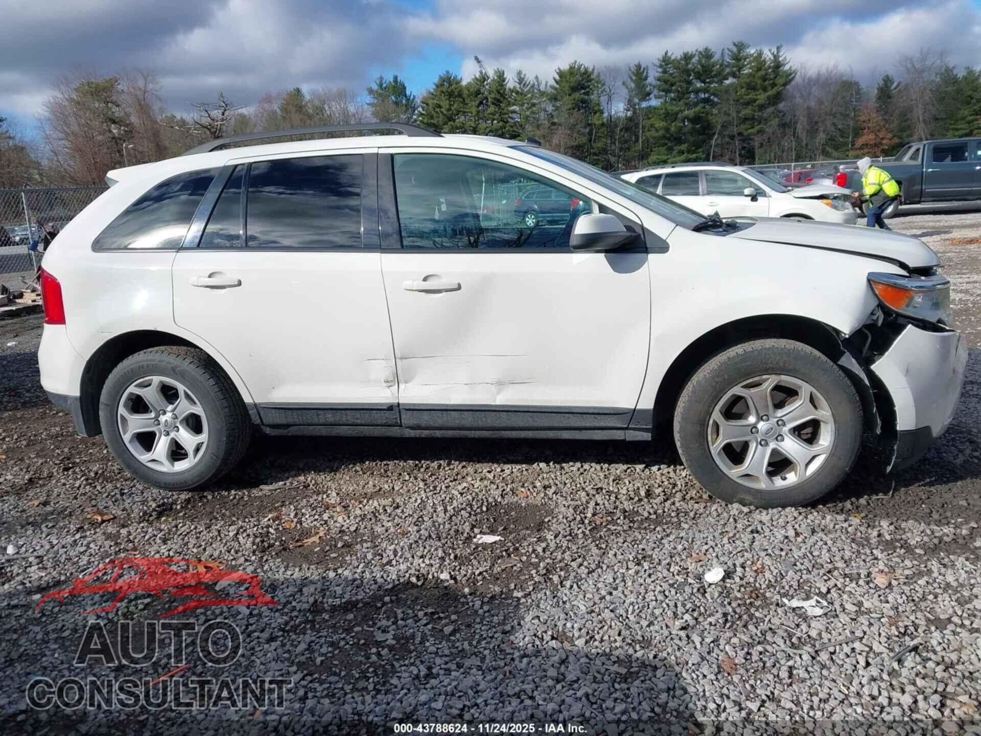 FORD EDGE 2013 - 2FMDK4JC8DBC27156