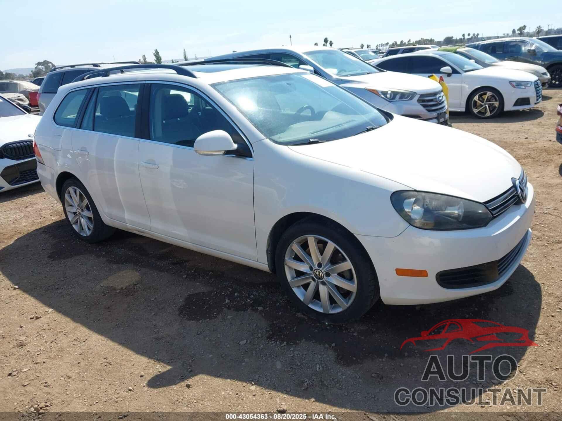 VOLKSWAGEN JETTA SPORTWAGEN 2013 - 3VWPL7AJ8DM614395