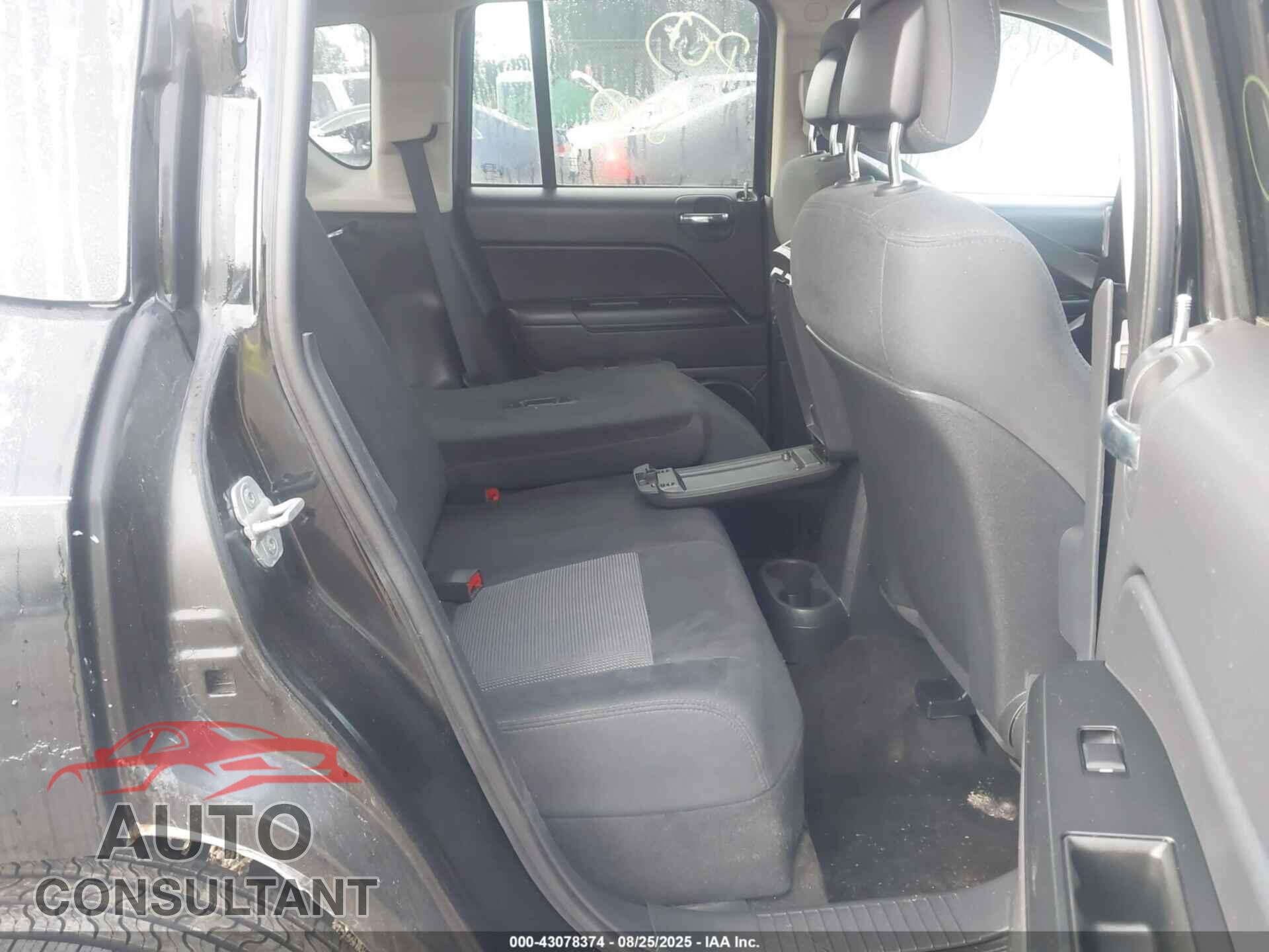 JEEP COMPASS 2013 - 1C4NJDBB0DD222853