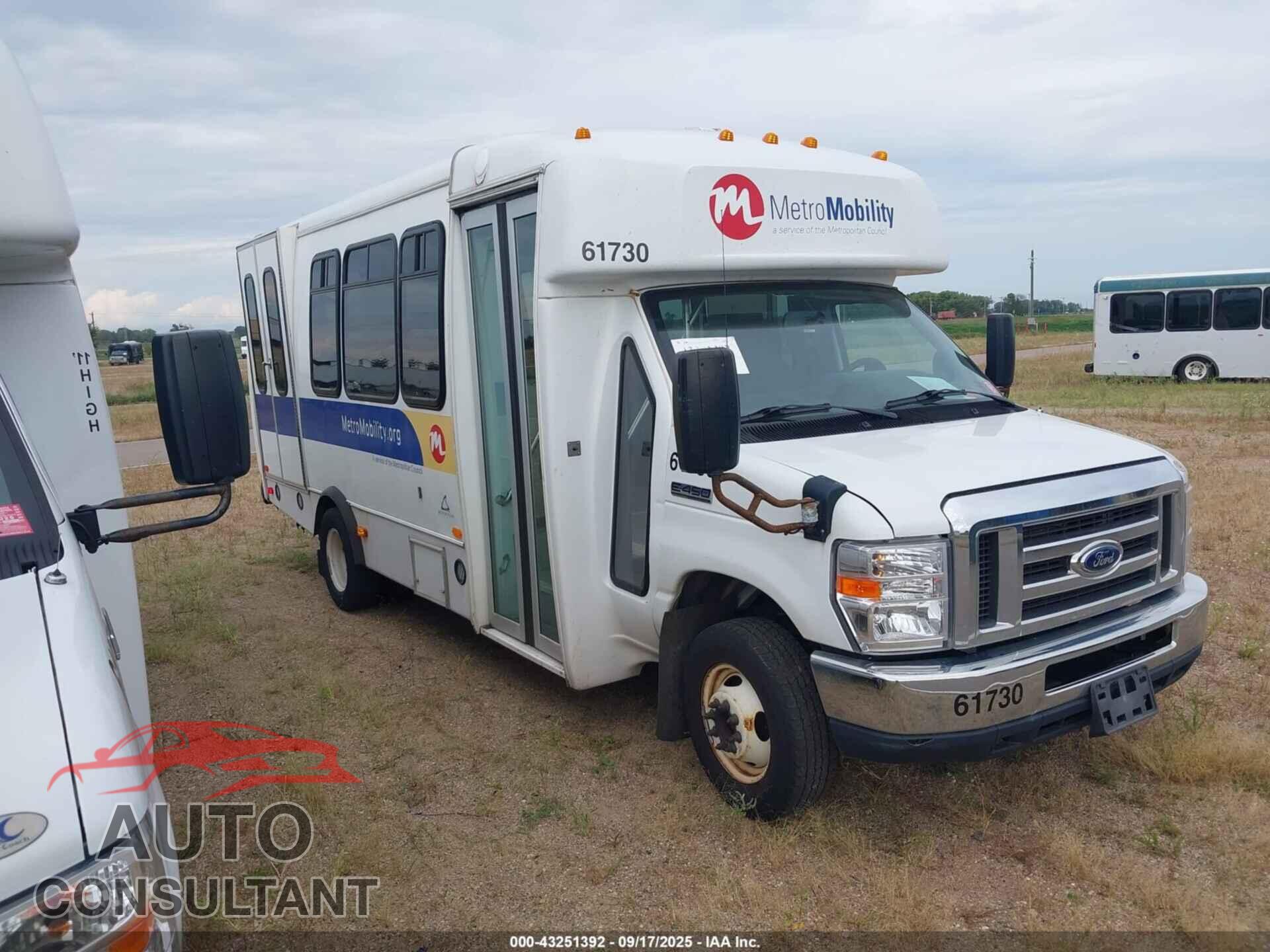 FORD E-450 CUTAWAY 2019 - 1FDFE4FS1KDC31010