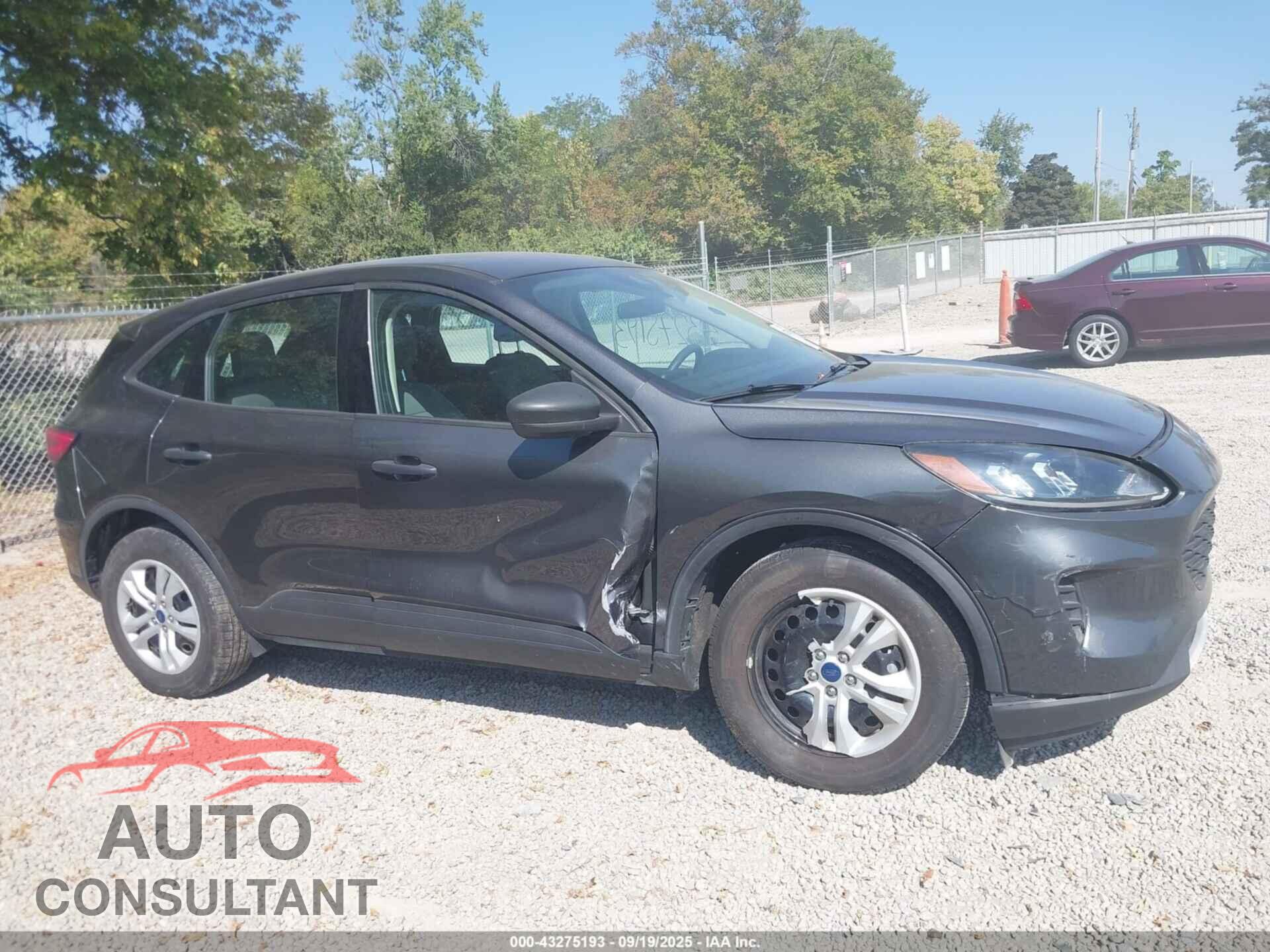FORD ESCAPE 2020 - 1FMCU0F66LUA08755