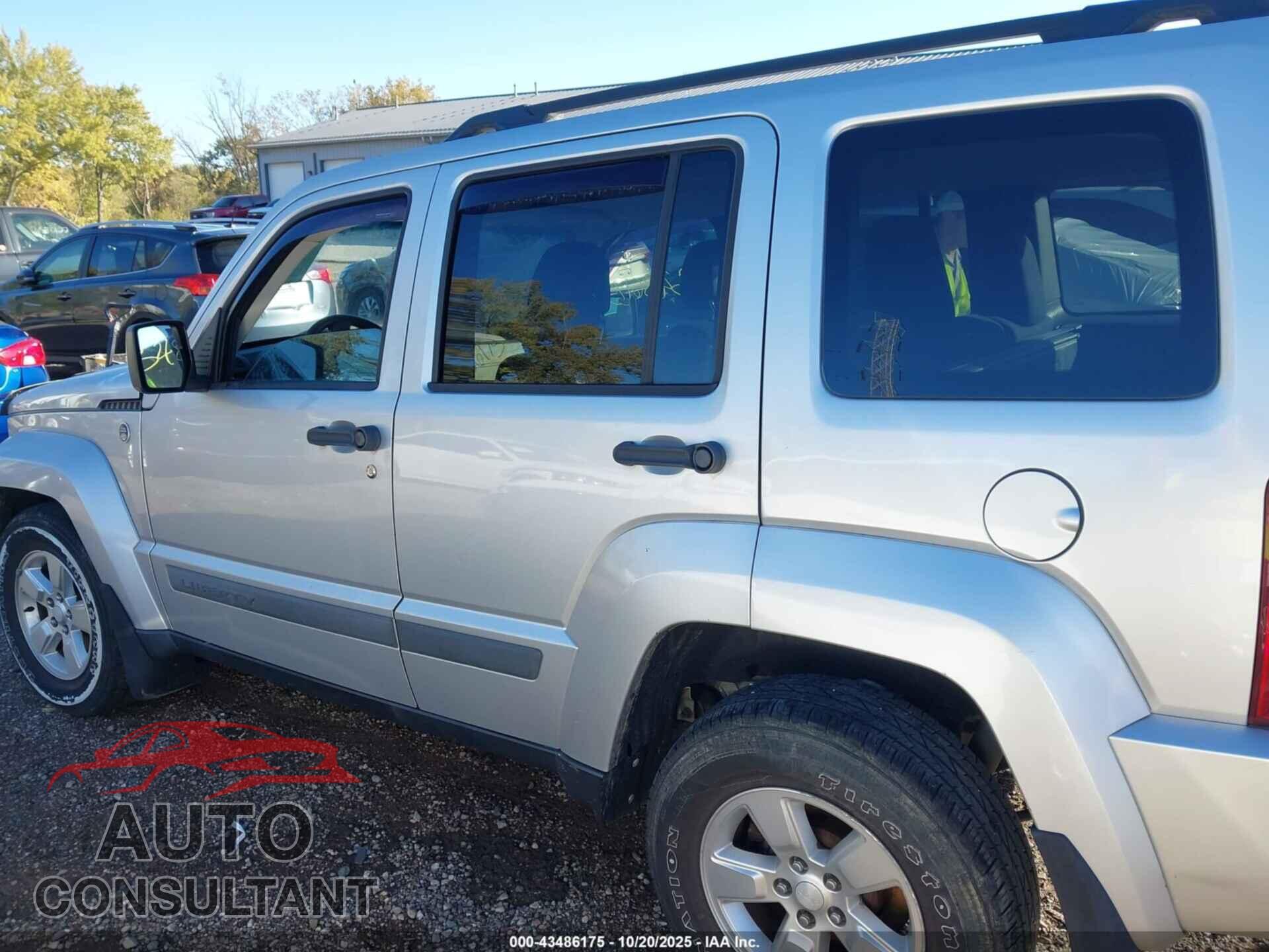 JEEP LIBERTY 2010 - 1J4PN2GK1AW155782