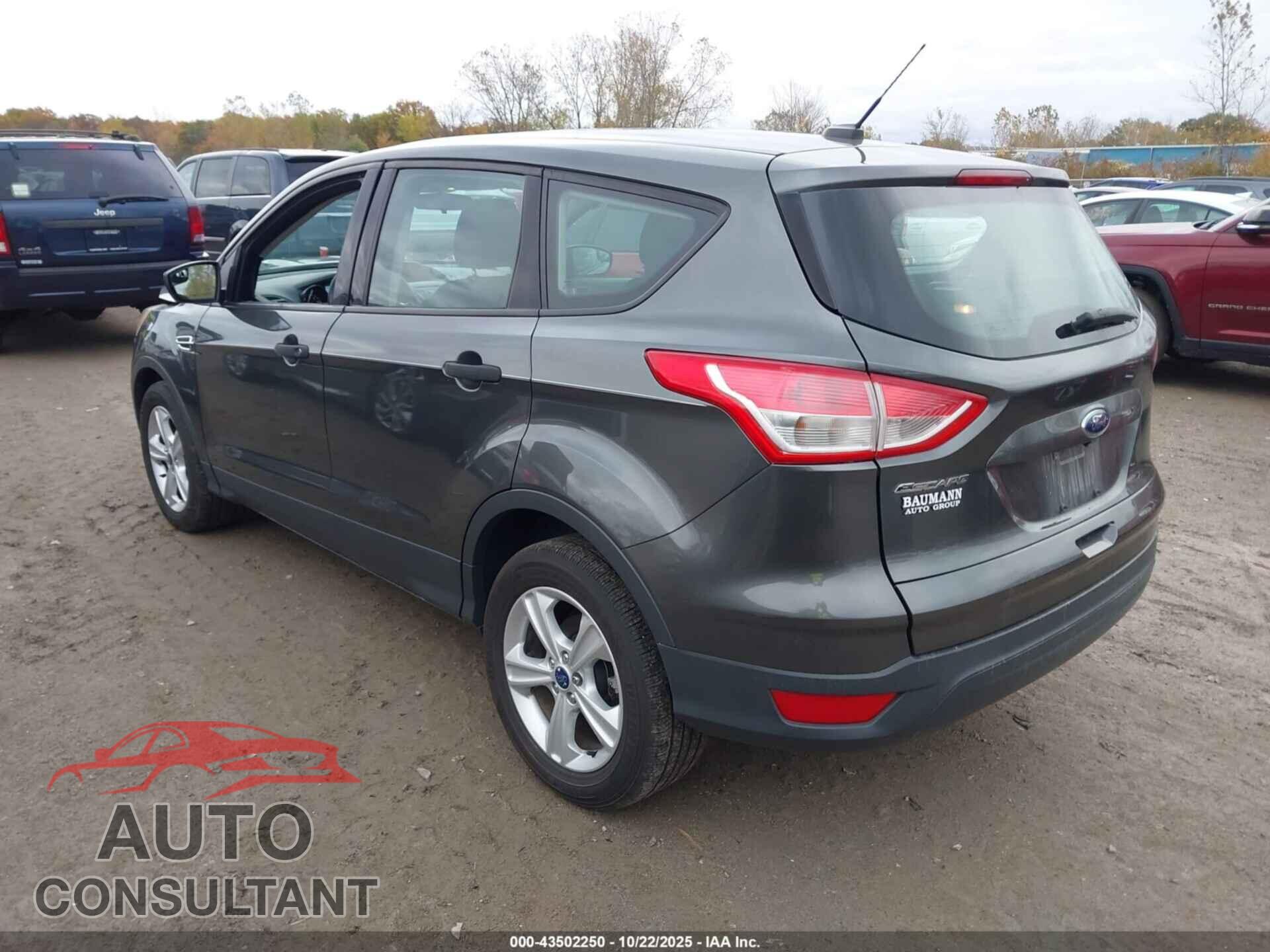FORD ESCAPE 2016 - 1FMCU0F76GUB70187
