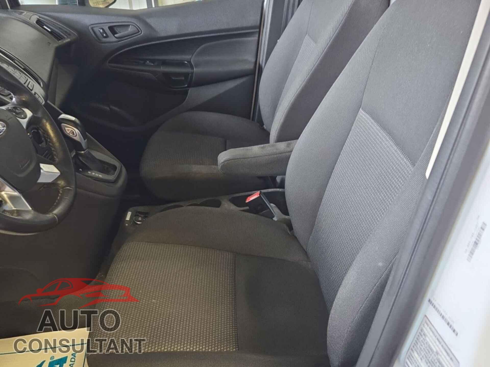 FORD TRANSIT CONNECT 2017 - NM0LS7E76H1293802