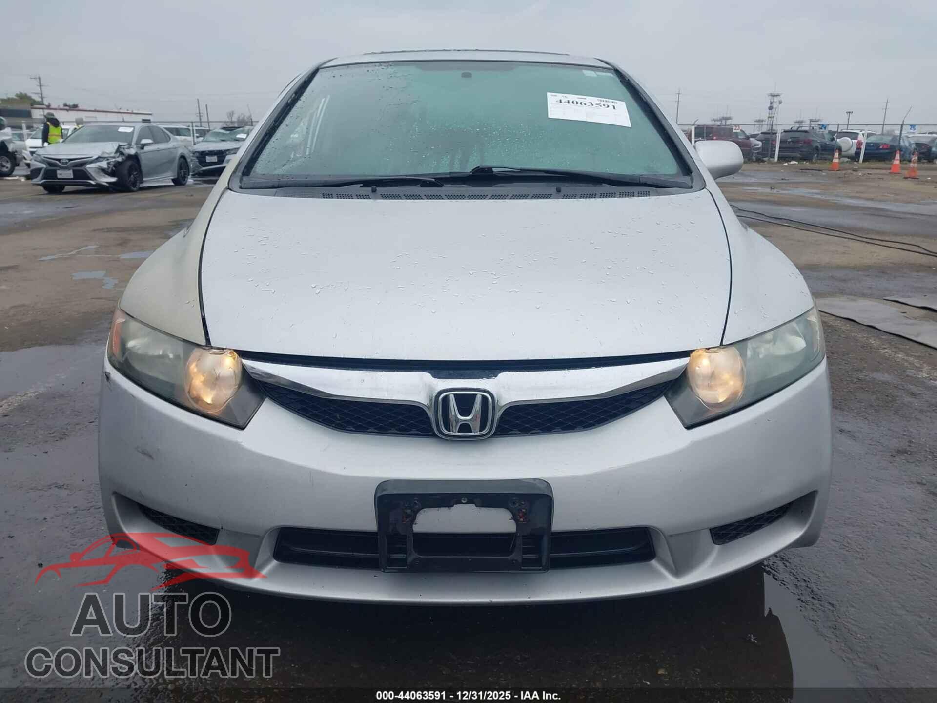 HONDA CIVIC 2010 - 19XFA1F8XAE024843