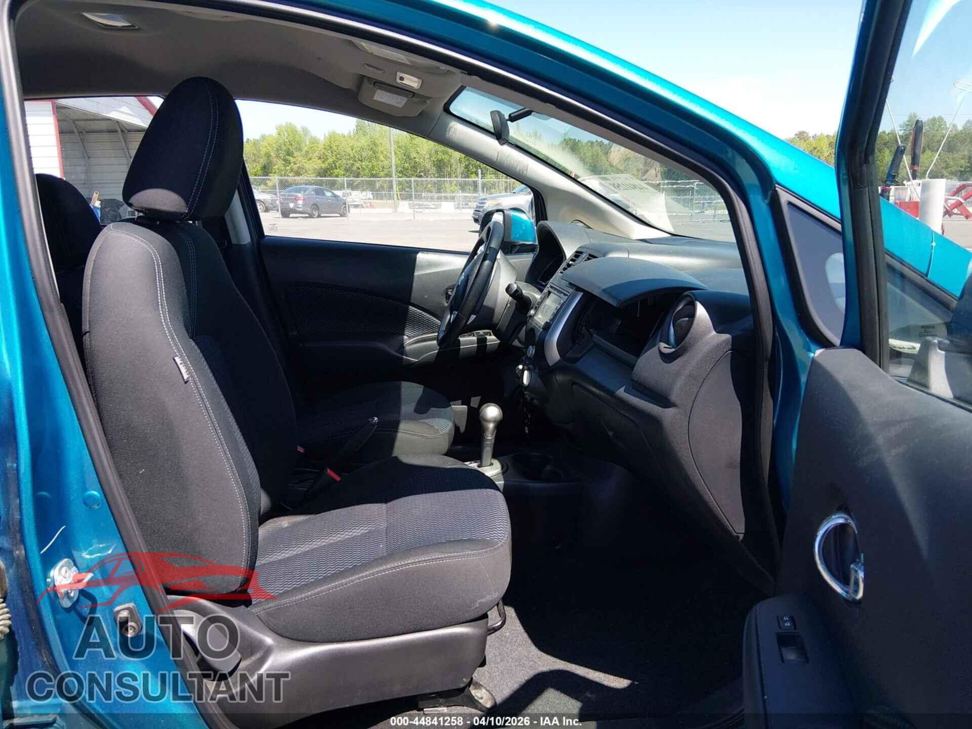 NISSAN VERSA NOTE 2014 - 3N1CE2CP6EL372202