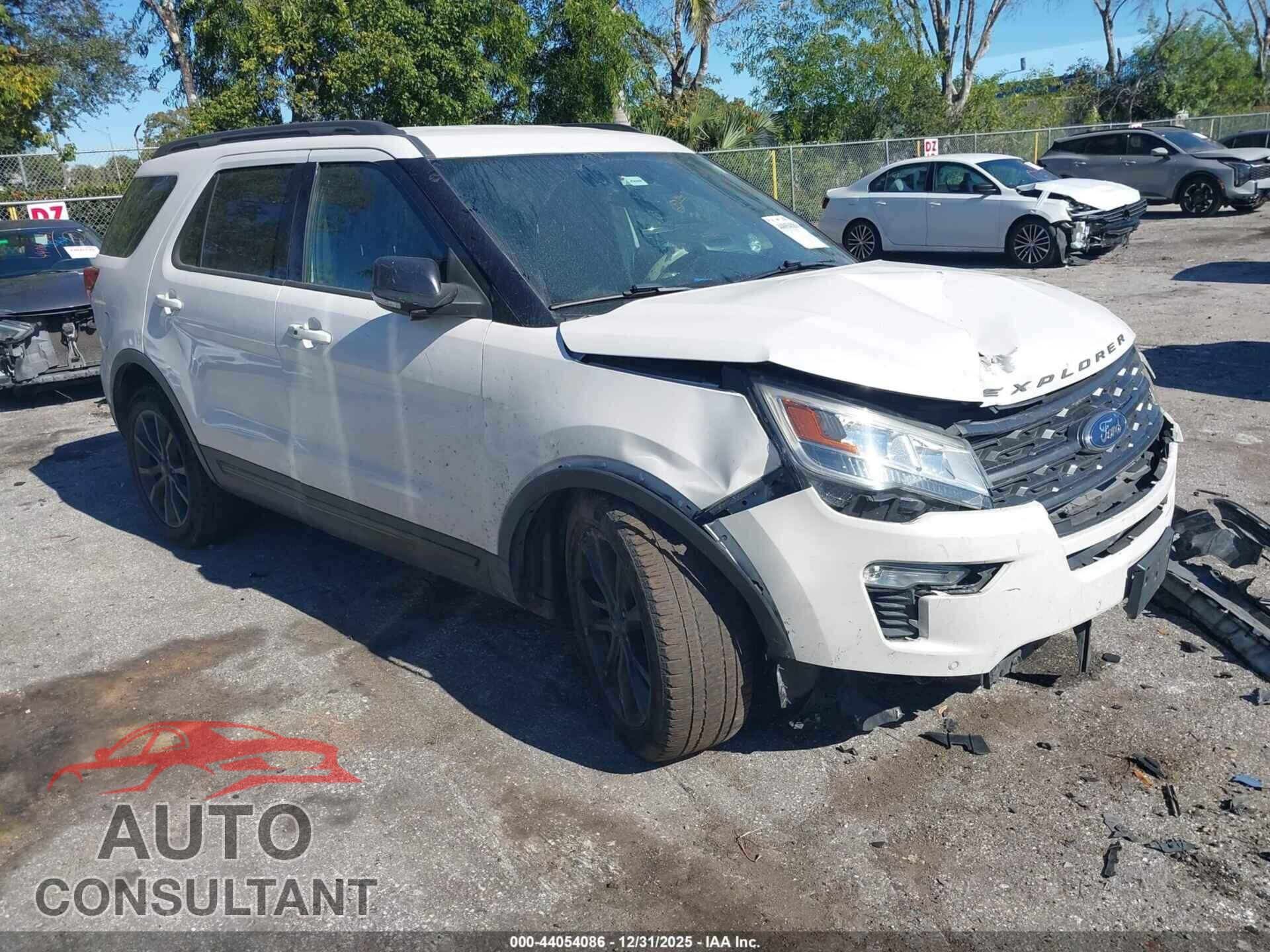 FORD EXPLORER 2018 - 1FM5K7D84JGB63408