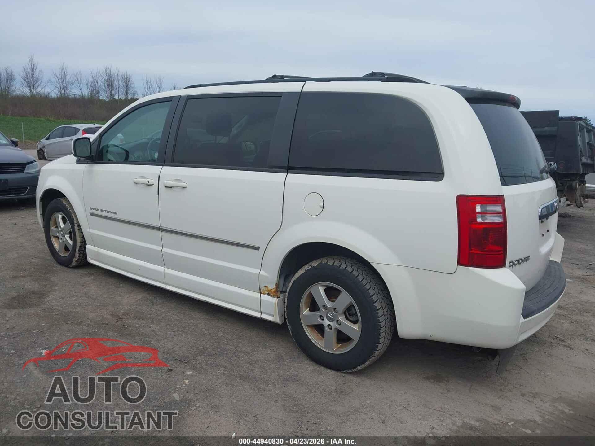 DODGE GRAND CARAVAN 2010 - 2D4RN5D13AR283111