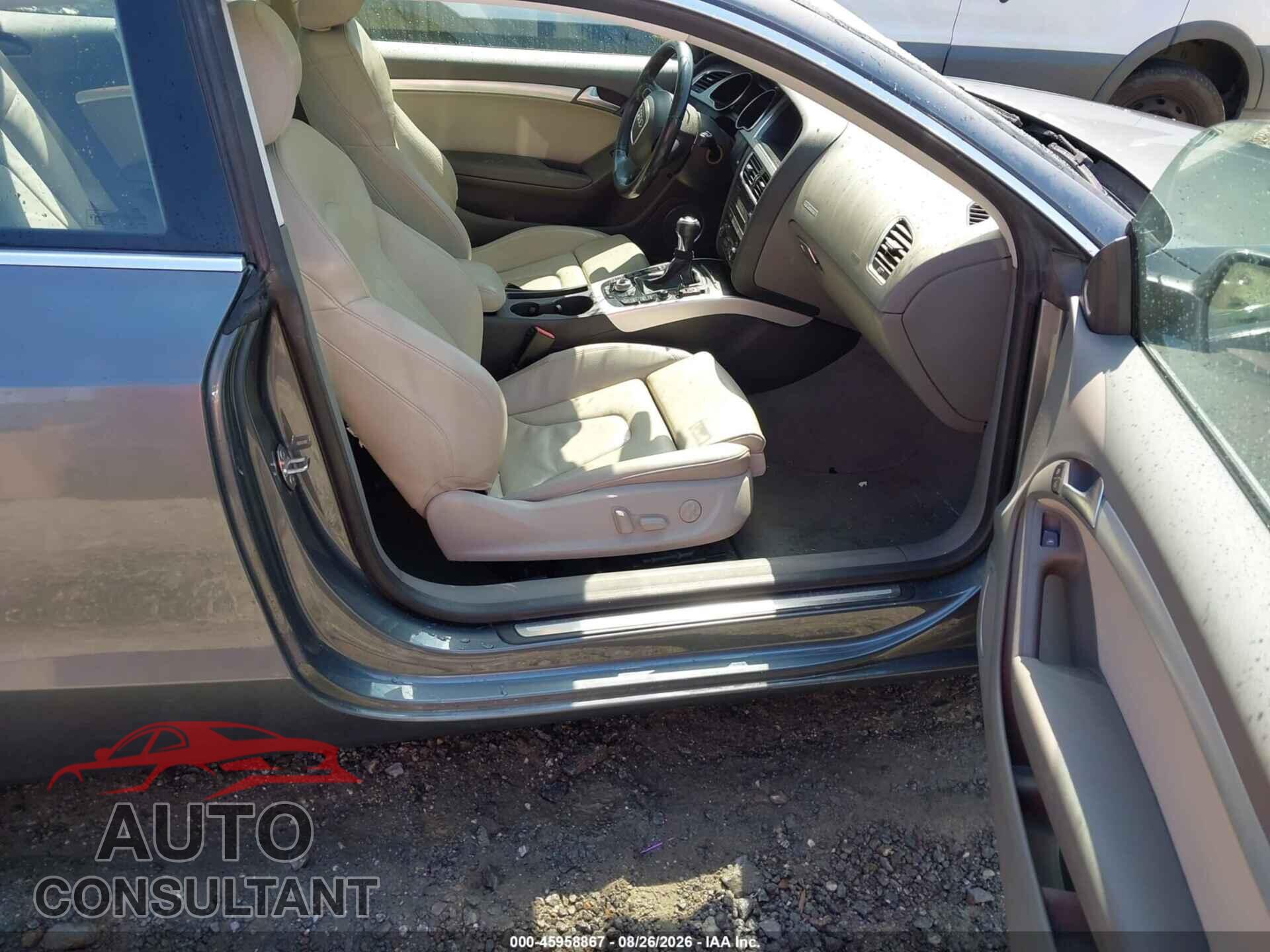 AUDI A5 2012 - WAURFAFR1CA004958