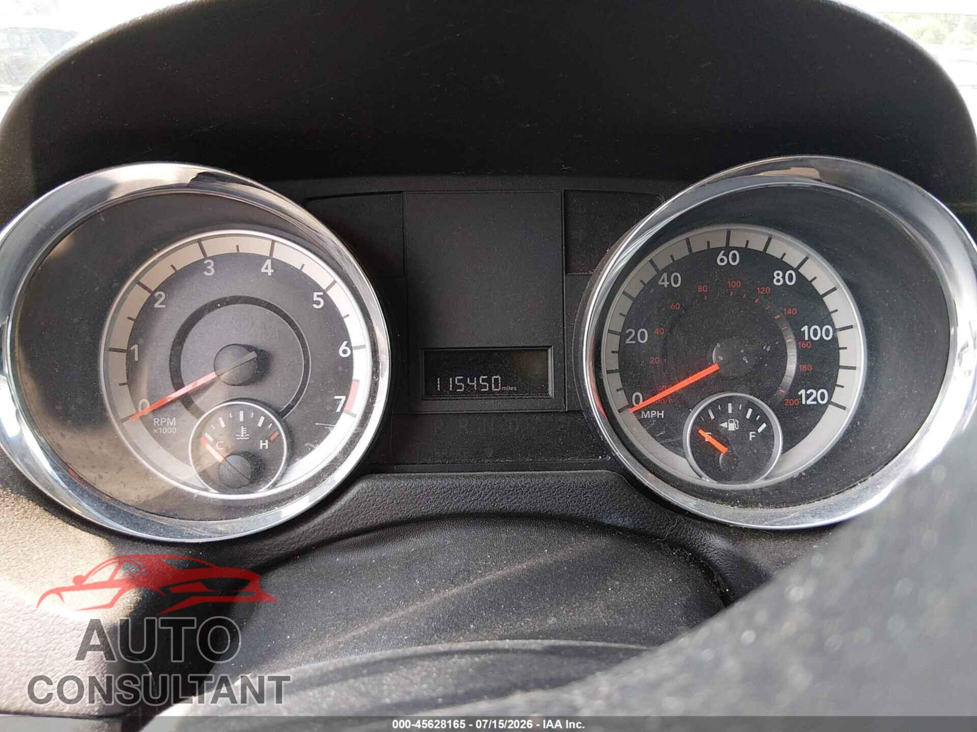 DODGE GRAND CARAVAN 2011 - 2D4RN4DG7BR700357