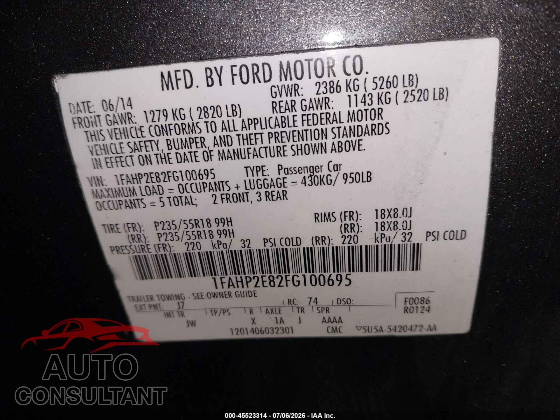 FORD TAURUS 2015 - 1FAHP2E82FG100695