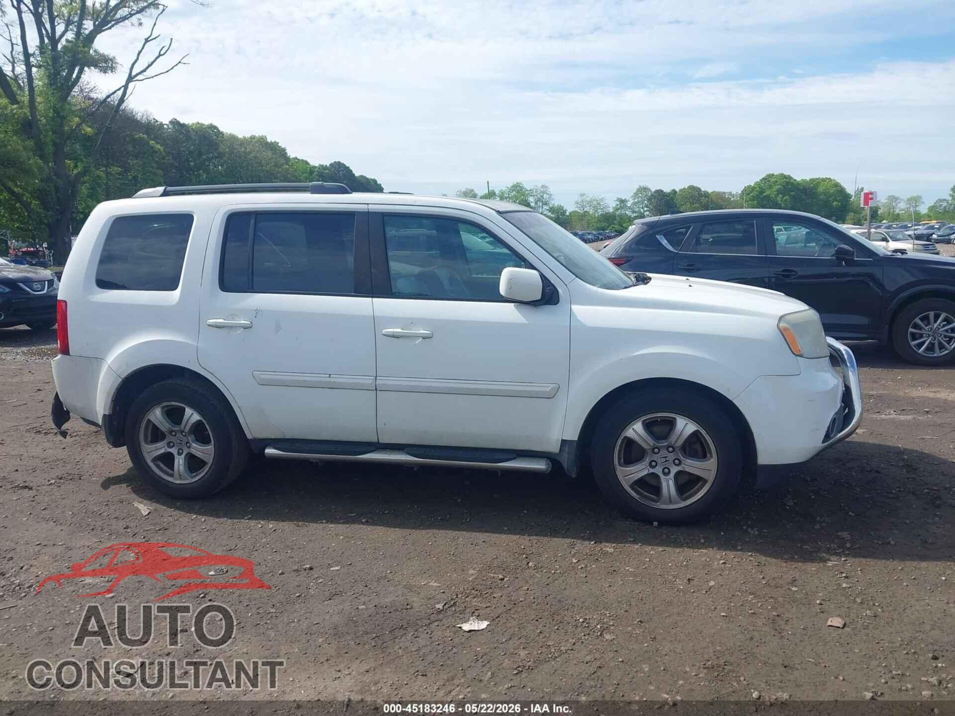 HONDA PILOT 2012 - 5FNYF4H52CB039896
