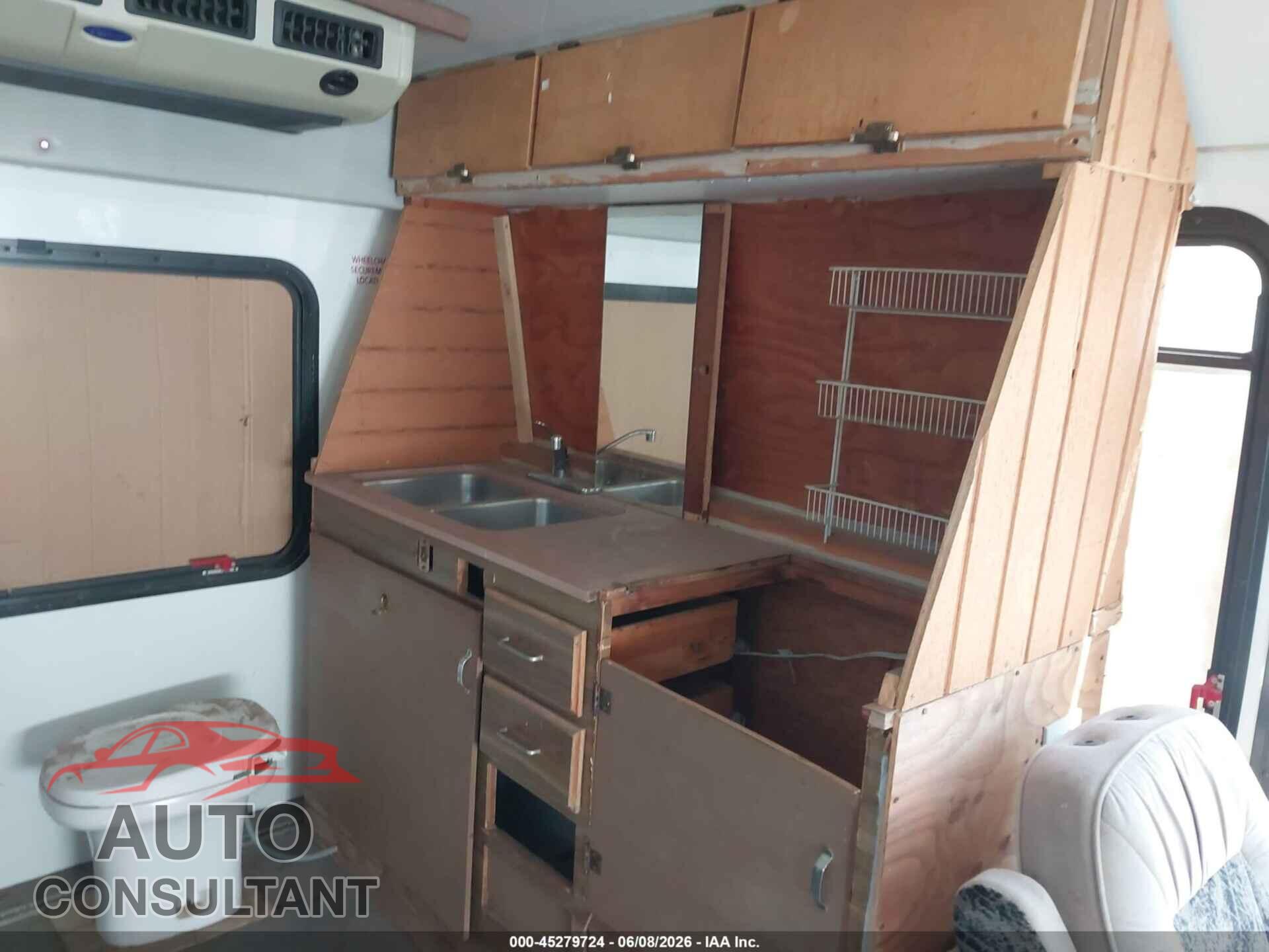 FORD E-450 CUTAWAY 2011 - 1FDFE4FS4BDB04736