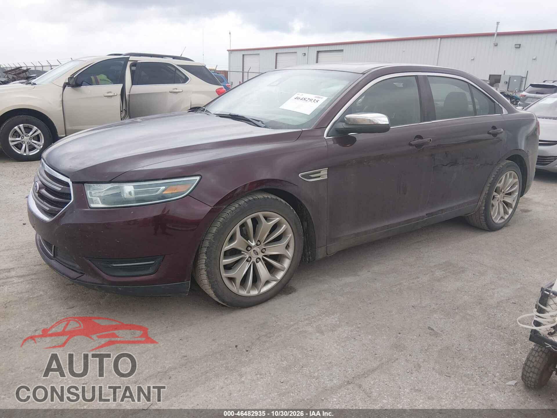 FORD TAURUS 2019 - 1FAHP2F82KG108627