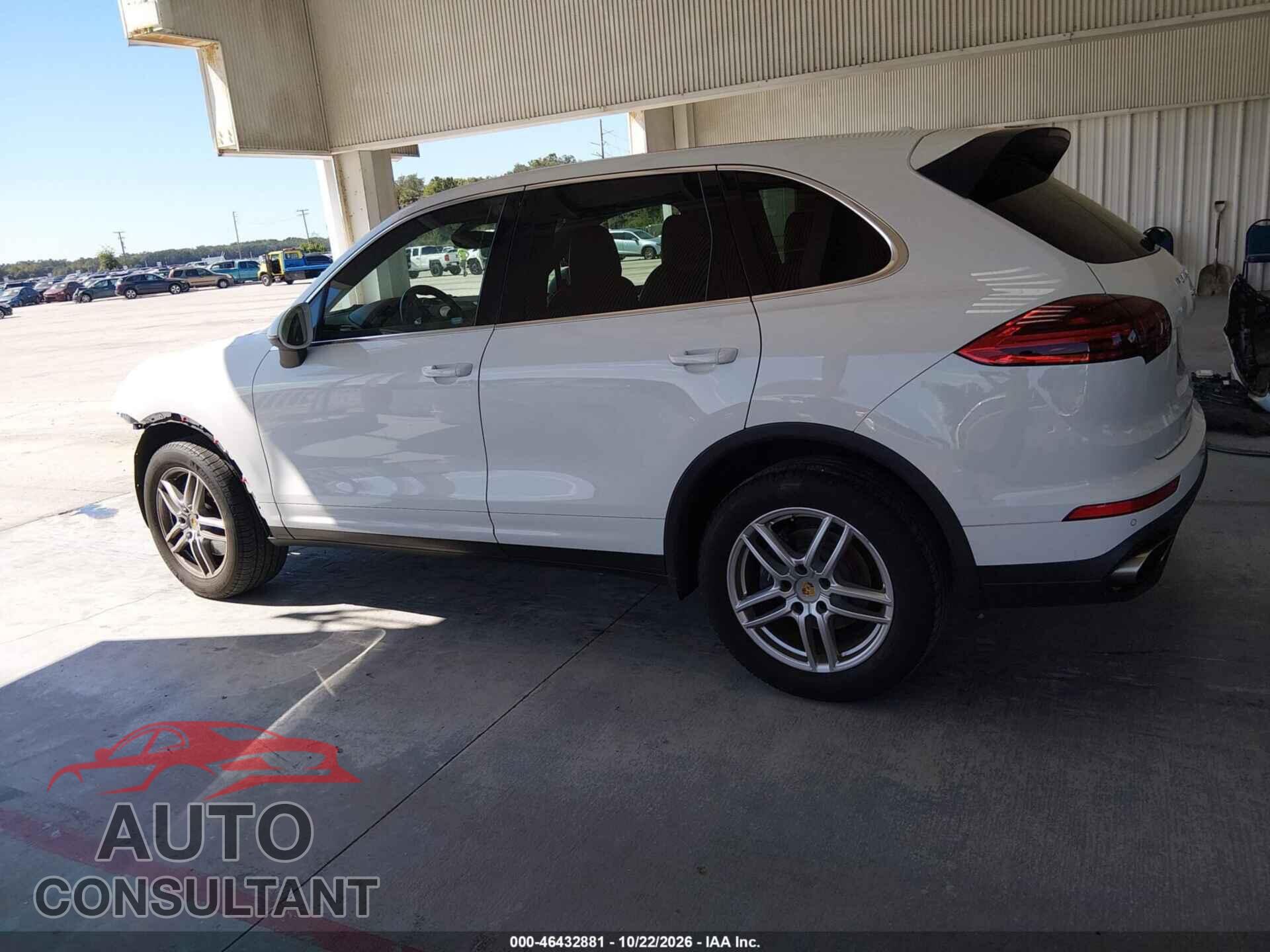 PORSCHE CAYENNE 2018 - WP1AA2A20JKA00940
