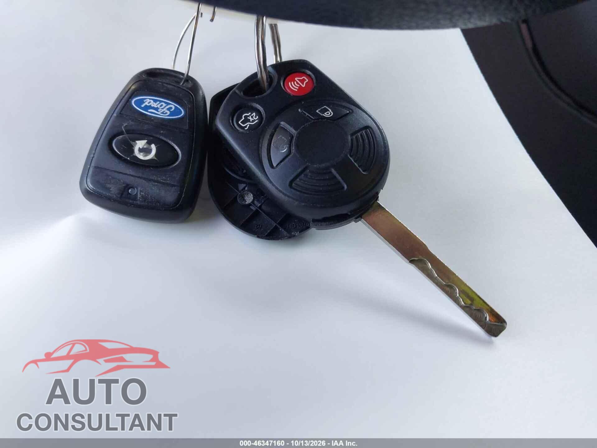 FORD FOCUS 2017 - 1FADP3FE5HL339855