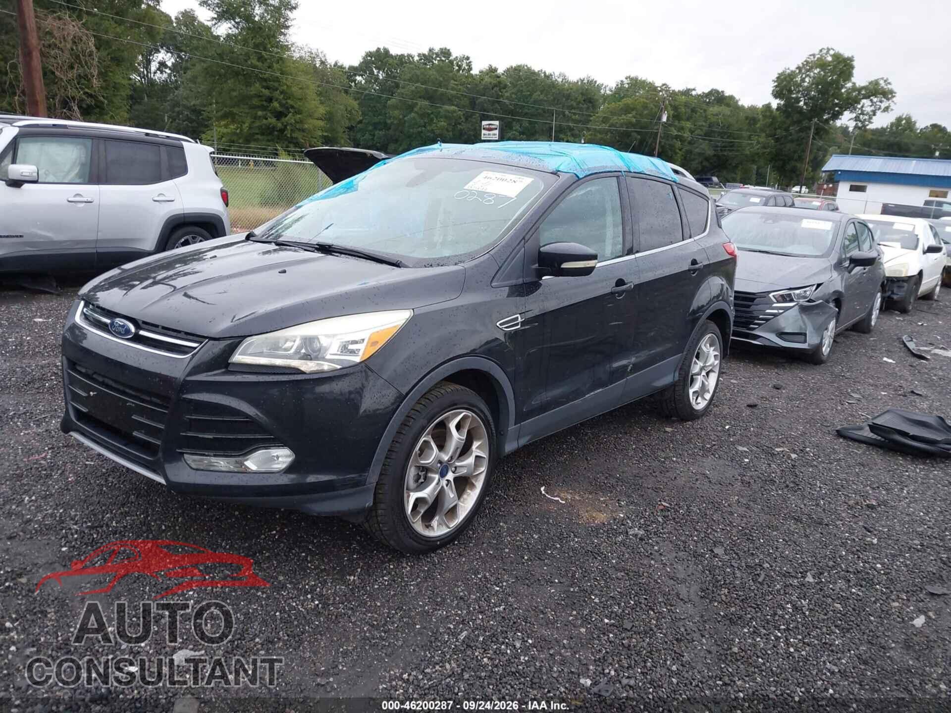 FORD ESCAPE 2013 - 1FMCU9J93DUB20355