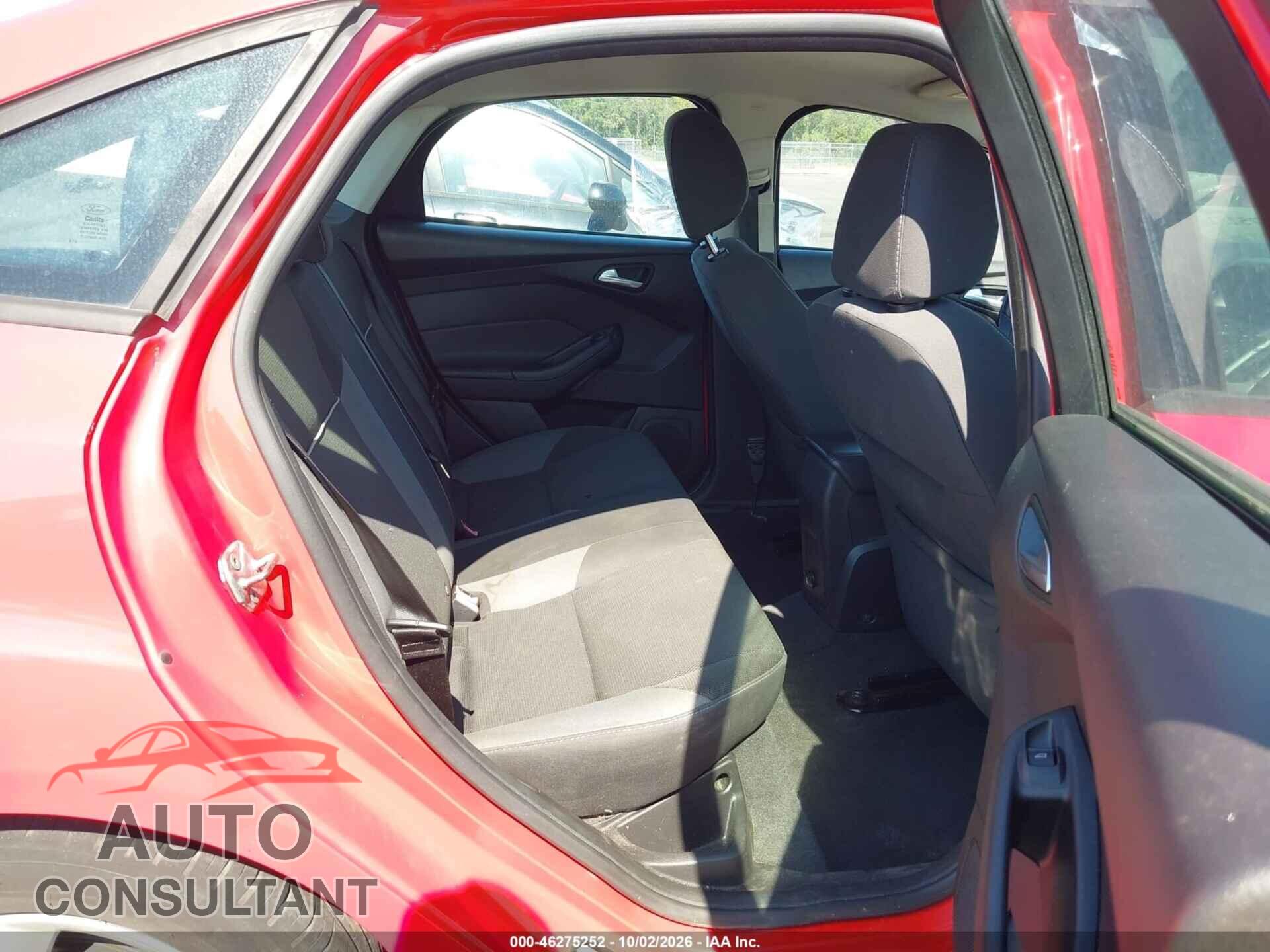 FORD FOCUS 2014 - 1FADP3F29EL265471