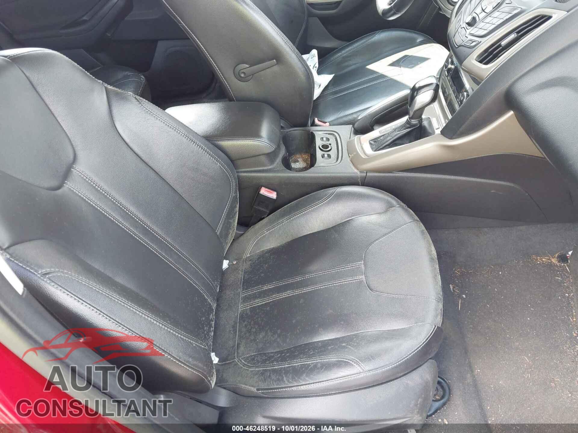 FORD FOCUS 2012 - 1FAHP3M24CL109016