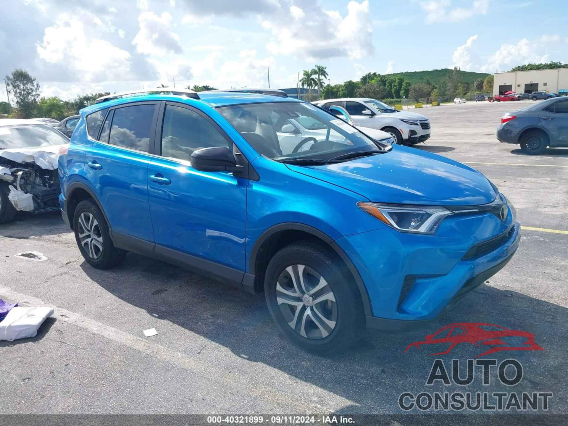 TOYOTA RAV4 2017 - JTMZFREV1HJ707886