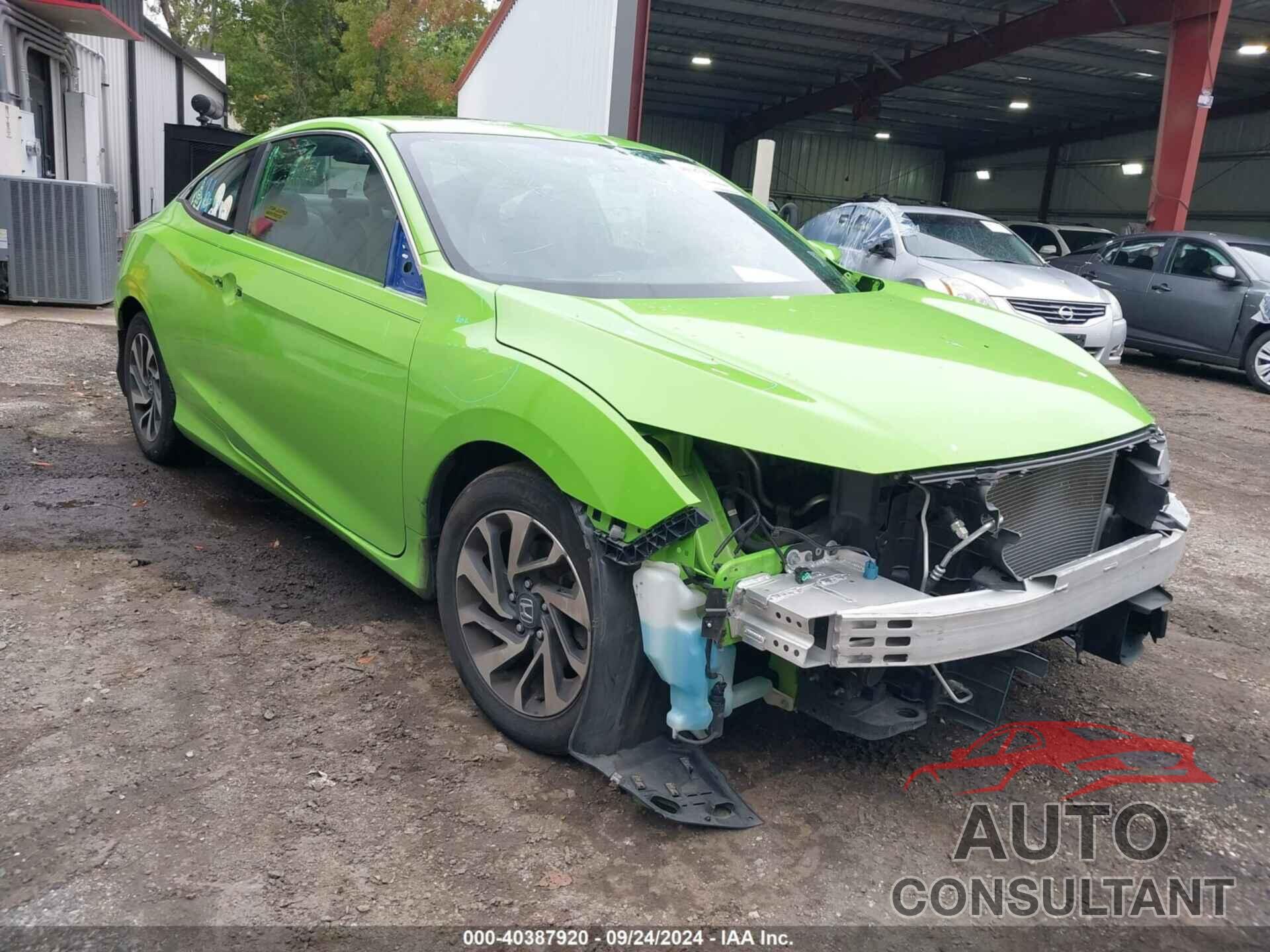 HONDA CIVIC 2018 - 2HGFC4B05JH303943