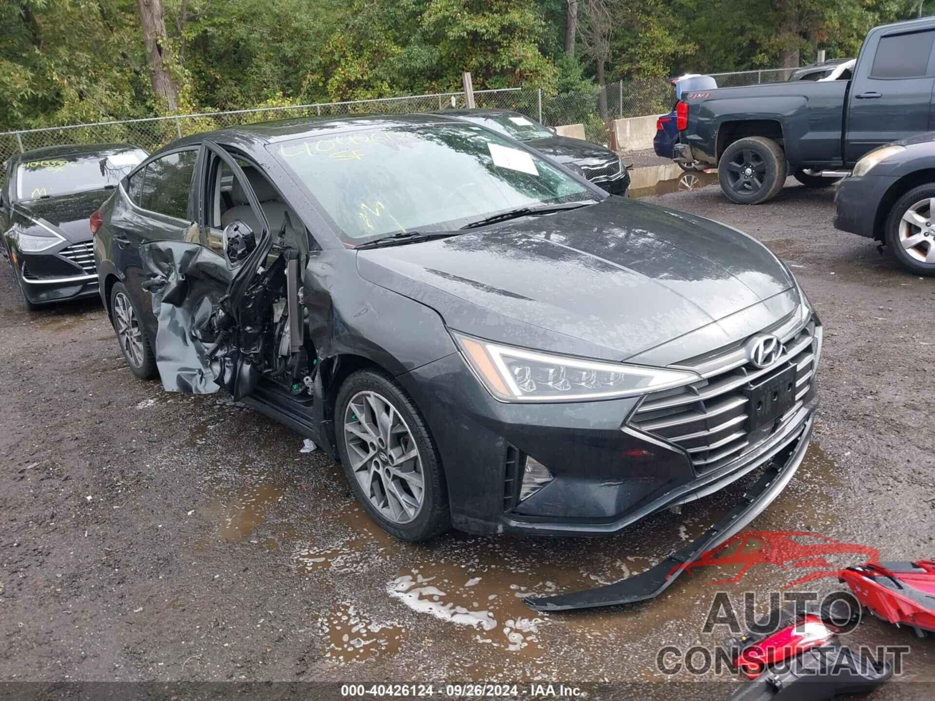 HYUNDAI ELANTRA 2020 - 5NPD84LF4LH561553