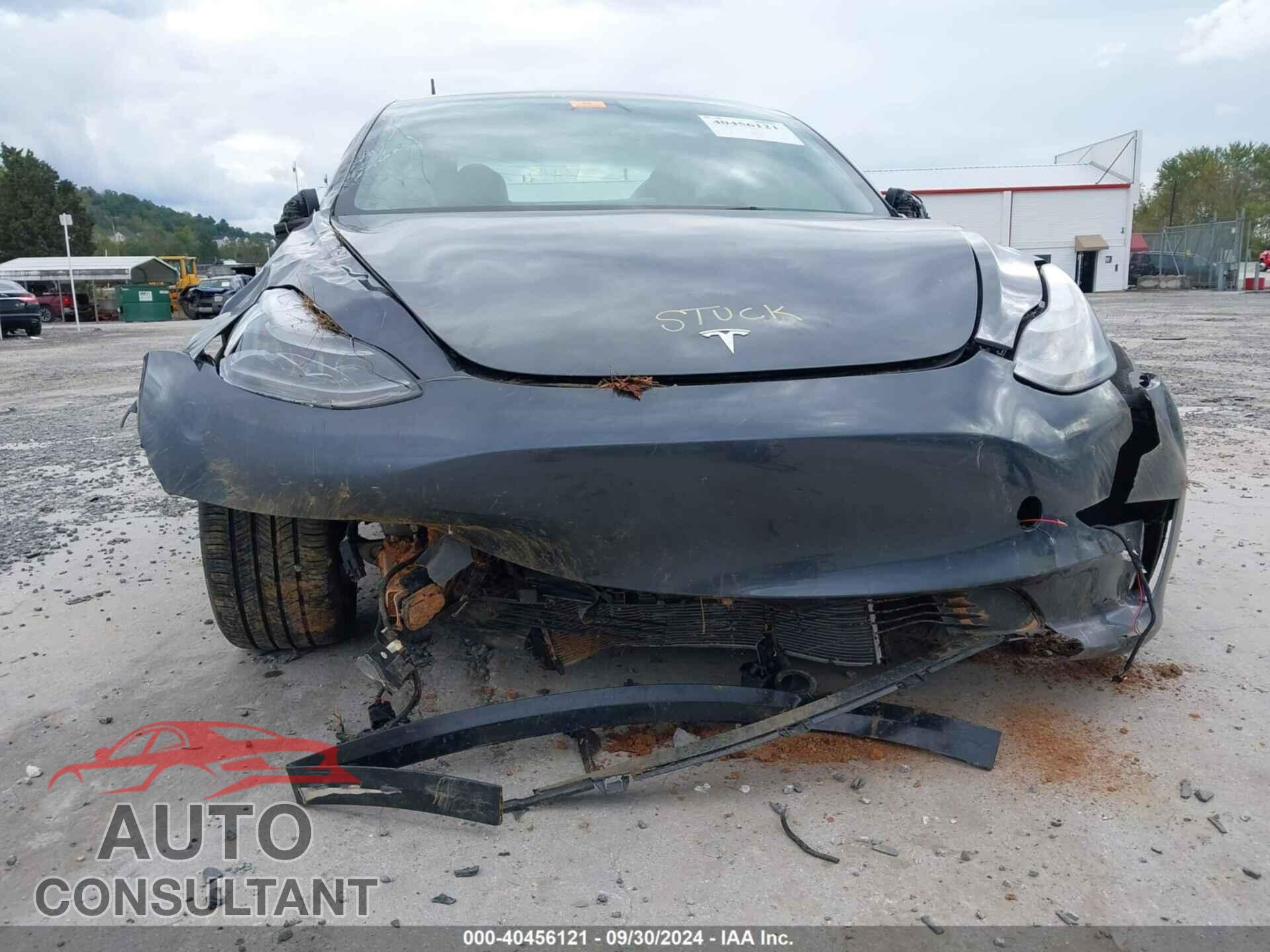 TESLA MODEL 3 2023 - 5YJ3E1EA7PF613587
