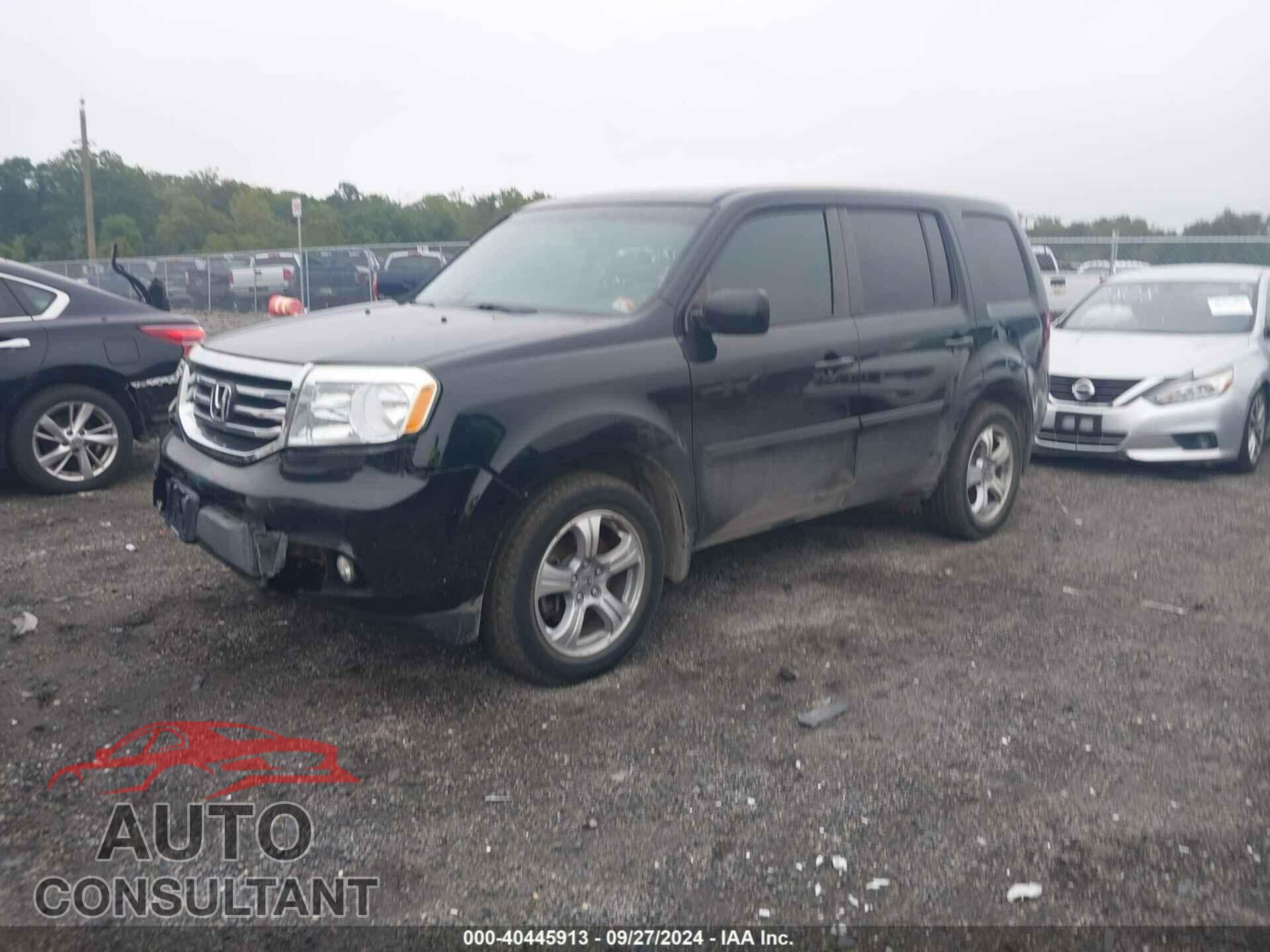 HONDA PILOT 2013 - 5FNYF4H53DB048043