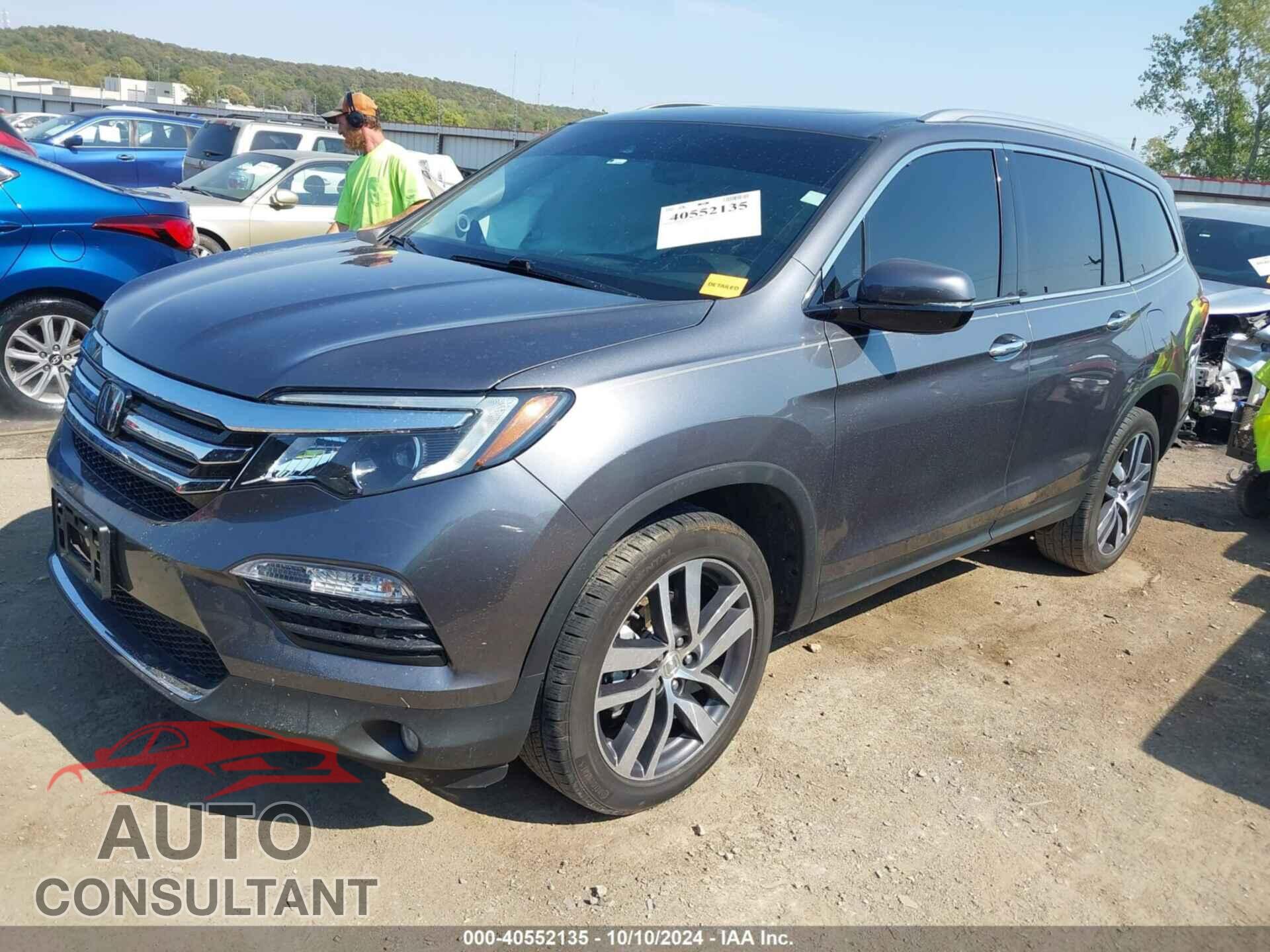 HONDA PILOT 2017 - 5FNYF6H96HB090047