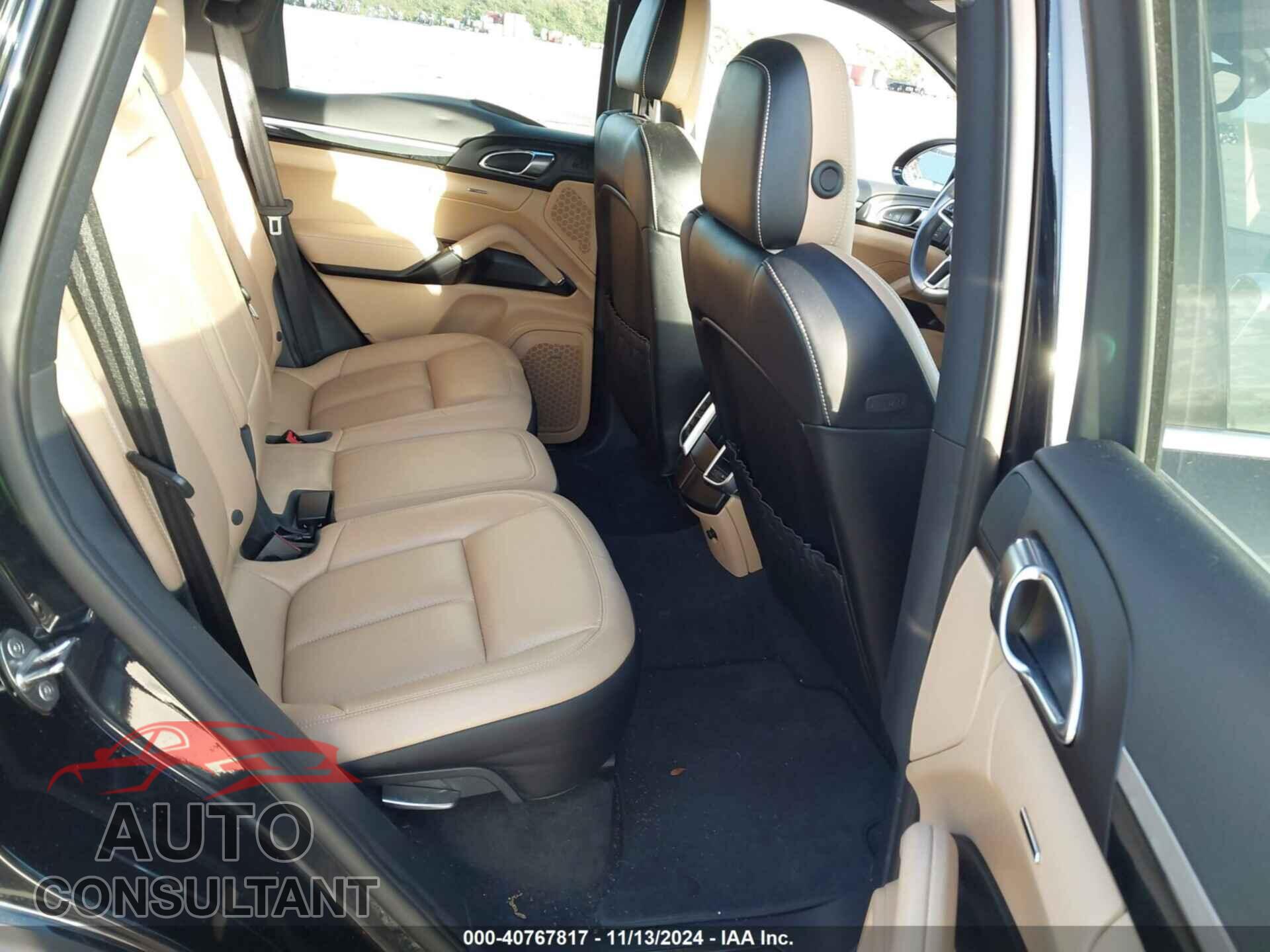PORSCHE CAYENNE 2016 - WP1AA2A26GKA13006
