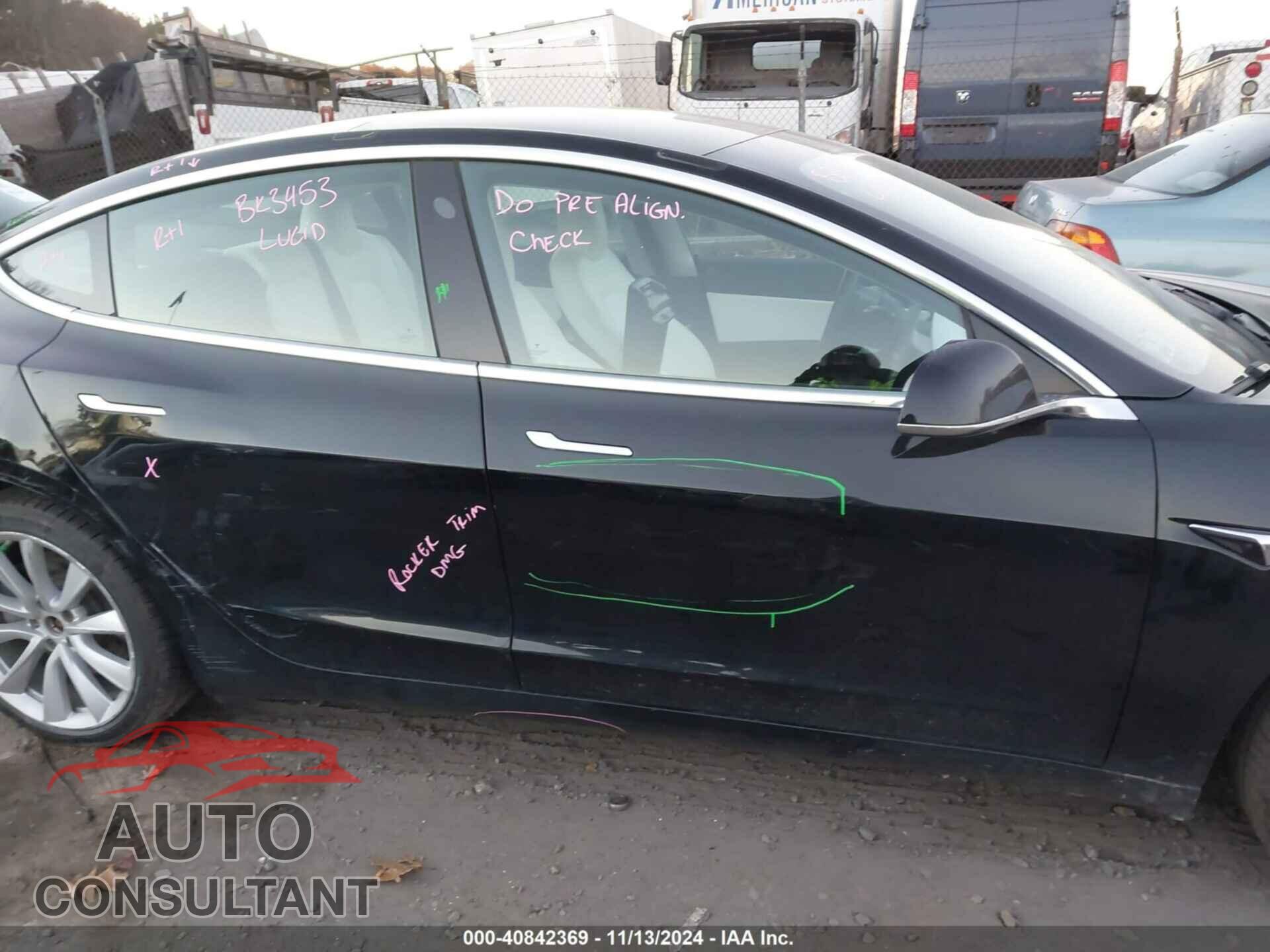 TESLA MODEL 3 2019 - 5YJ3E1EB1KF391453
