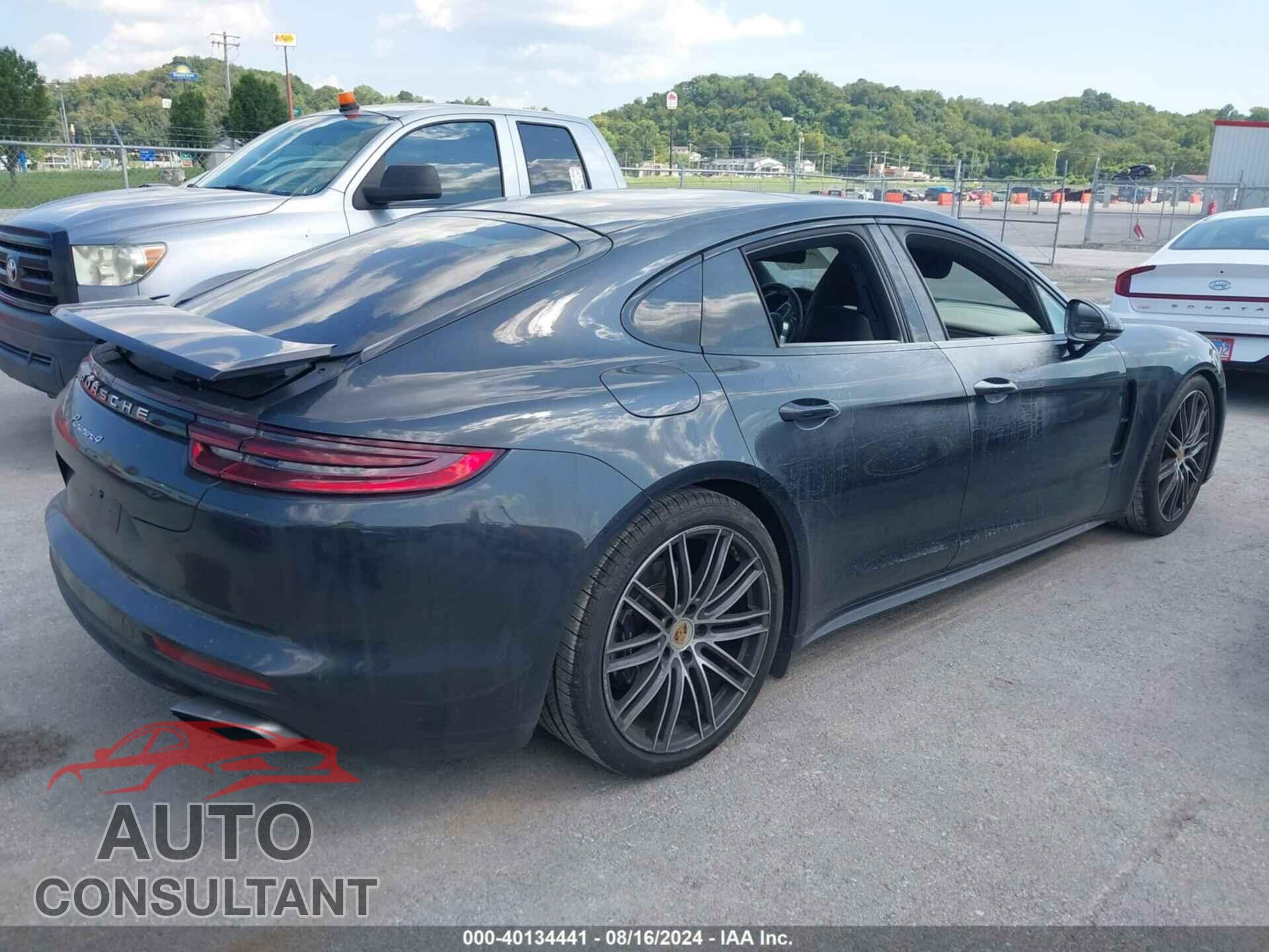 PORSCHE PANAMERA 2017 - WP0AA2A72HL100961