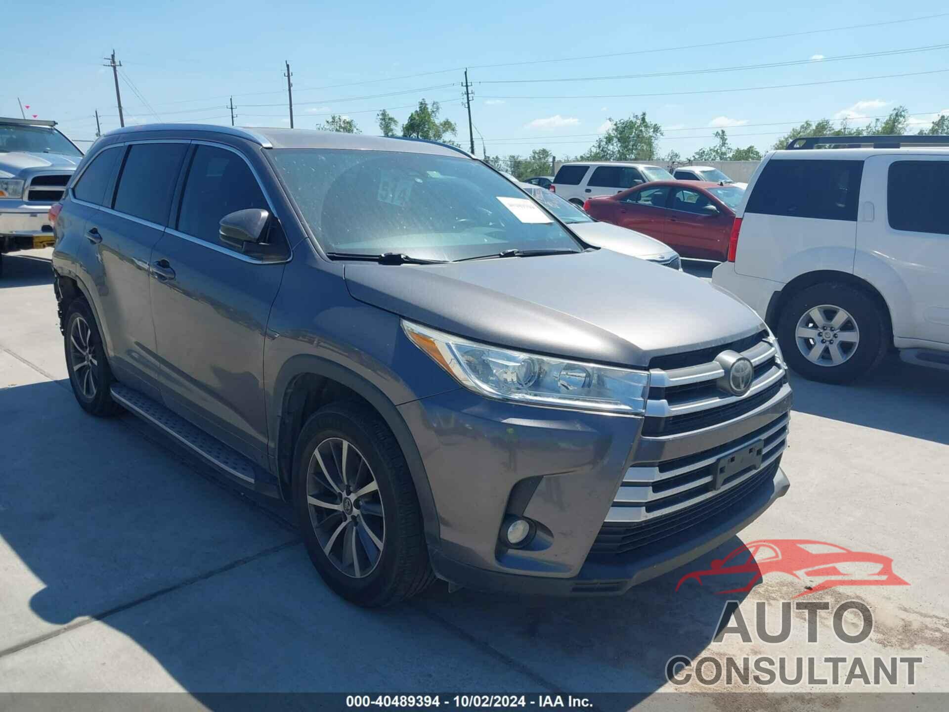 TOYOTA HIGHLANDER 2018 - 5TDKZRFH1JS545381