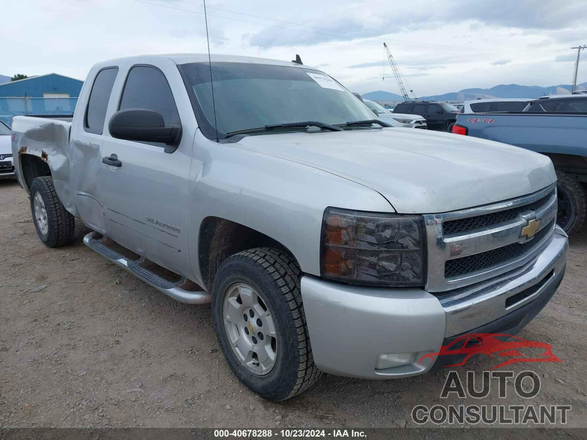 CHEVROLET SILVERADO 1500 2011 - 1GCRKSE33BZ229349