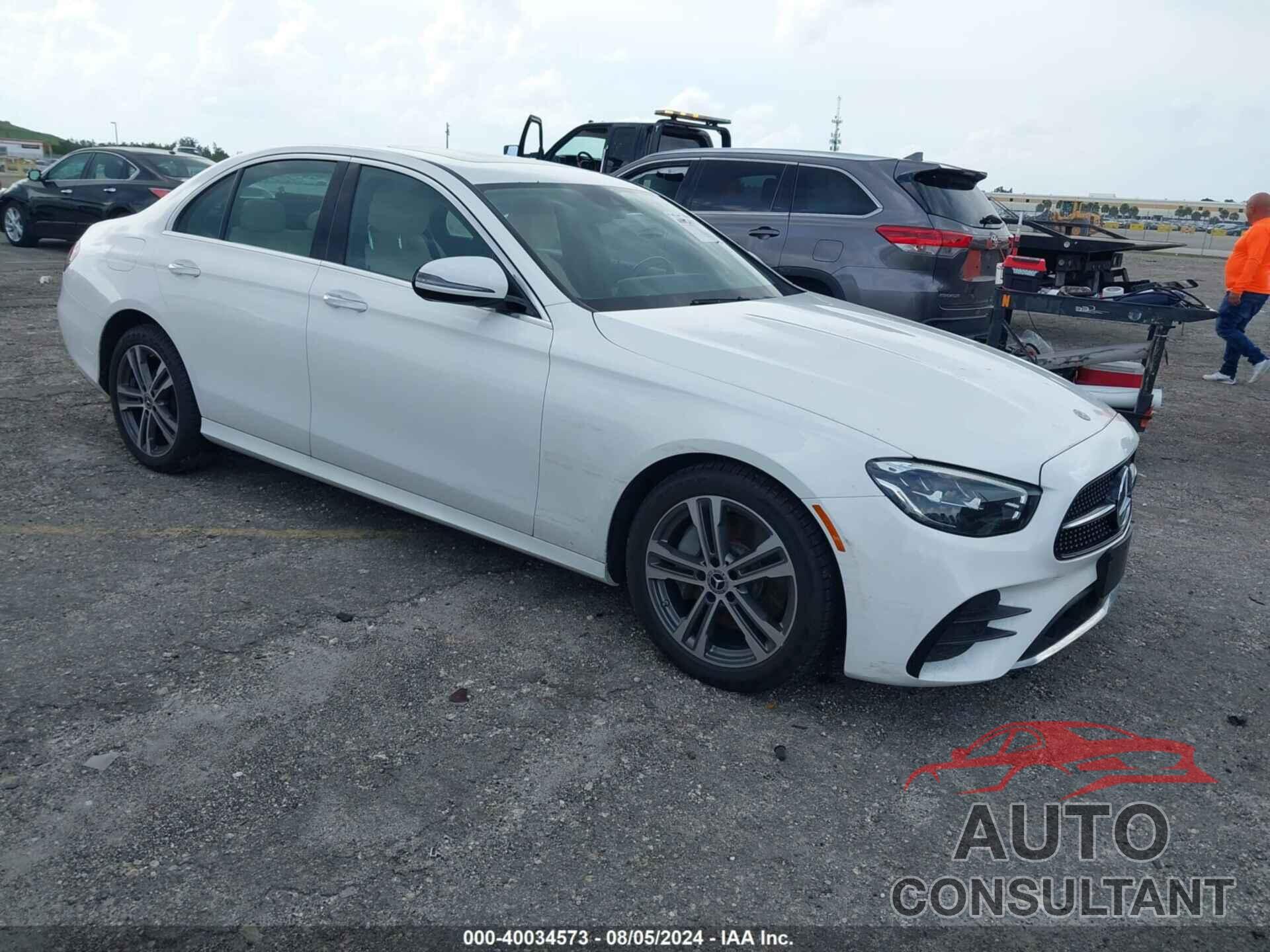 MERCEDES-BENZ E 350 2021 - W1KZF8DB6MA962163