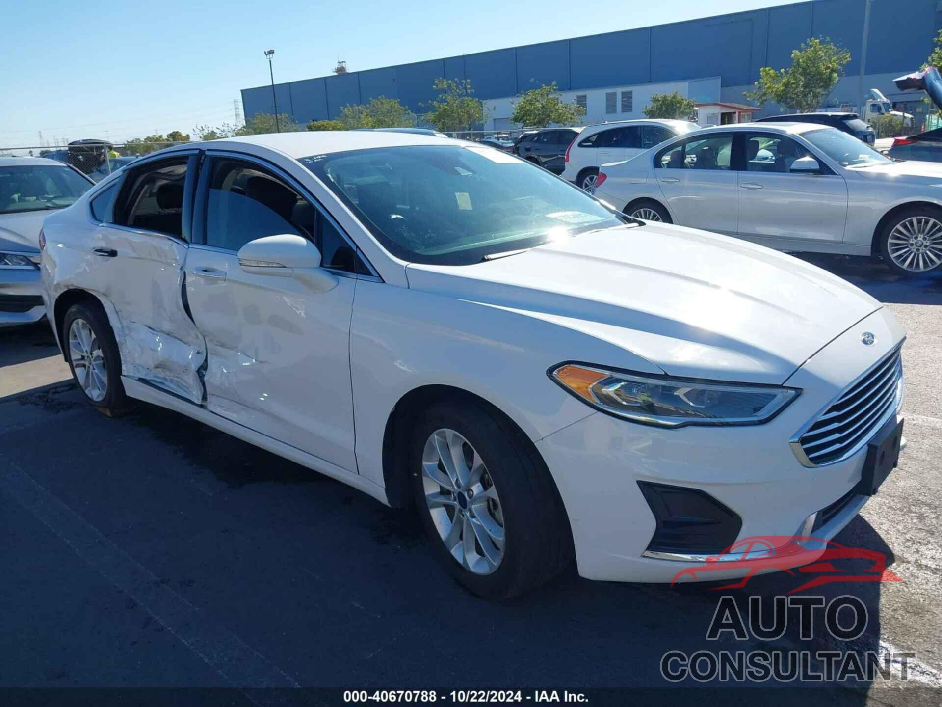 FORD FUSION HYBRID 2019 - 3FA6P0MU3KR189531